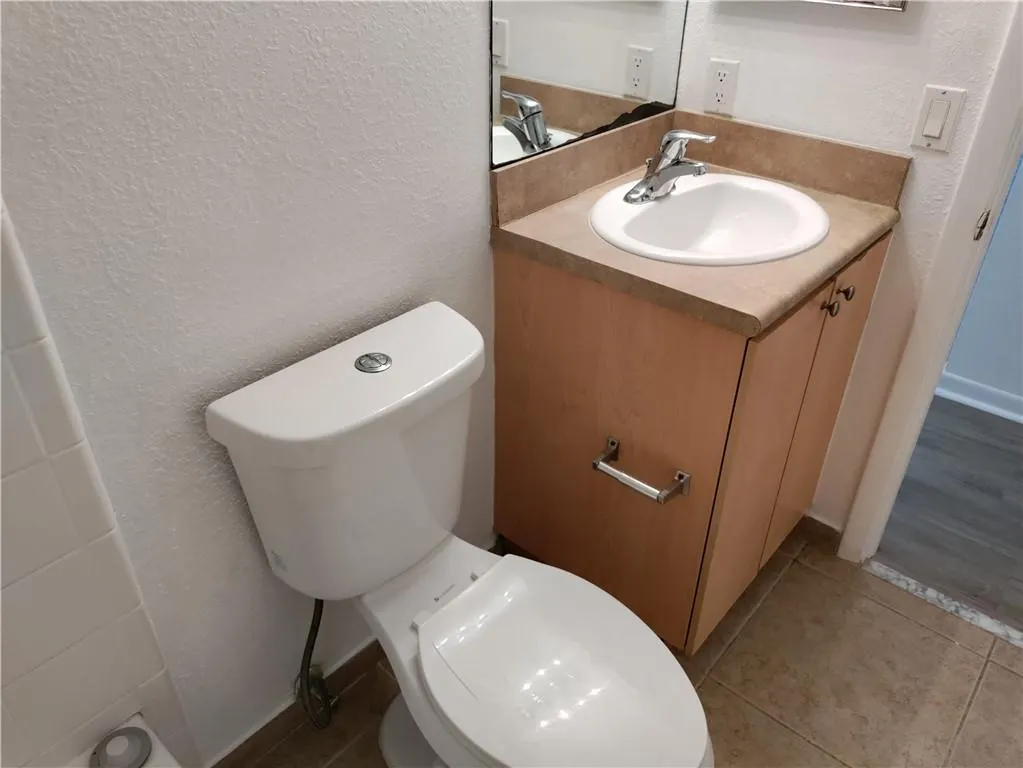 9250 W Atlantic Blvd, #928