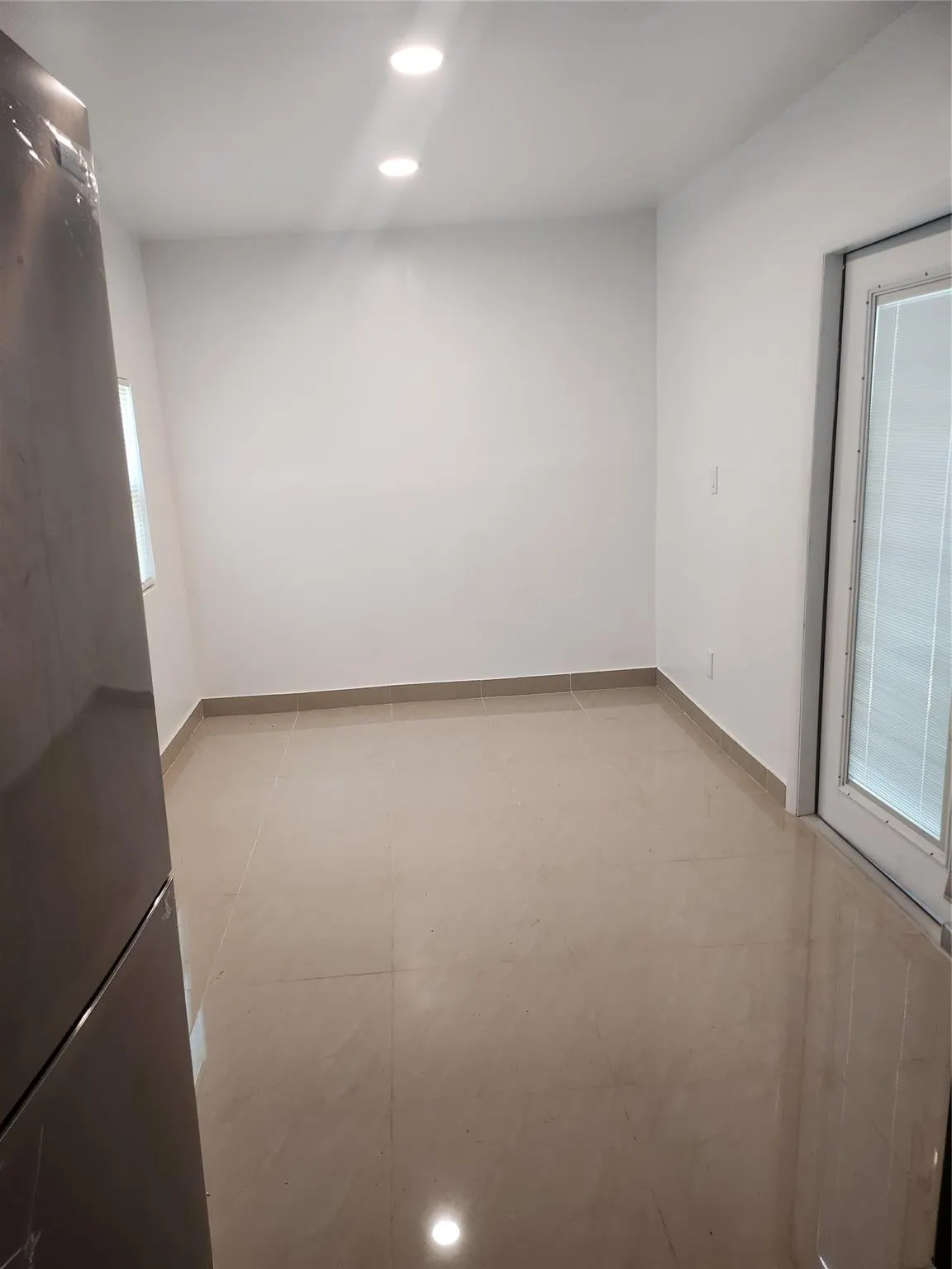 505-B 6th Ave