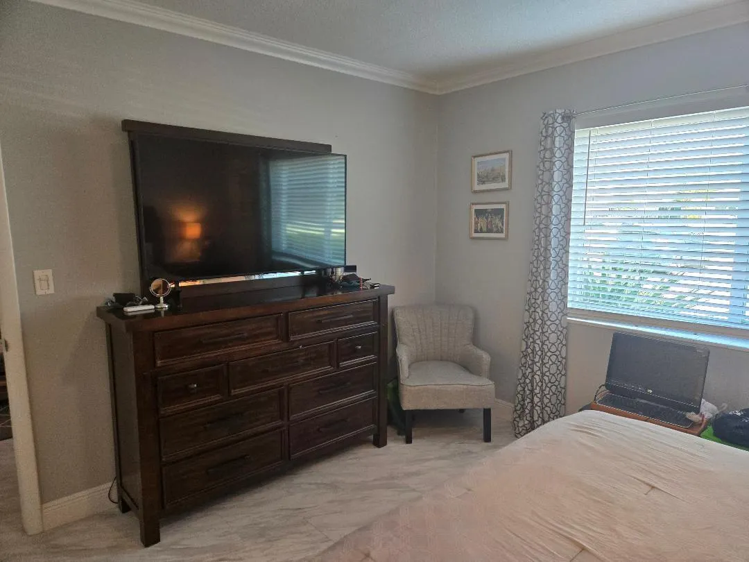 669 W Oakland Park Blvd, #104-B