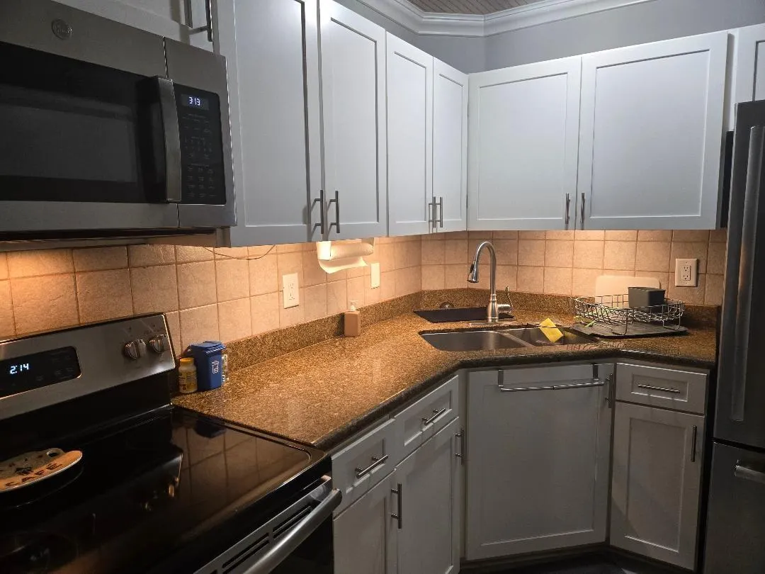 669 W Oakland Park Blvd, #104-B