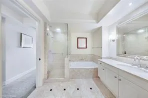 1435 Brickell Ave, #3211