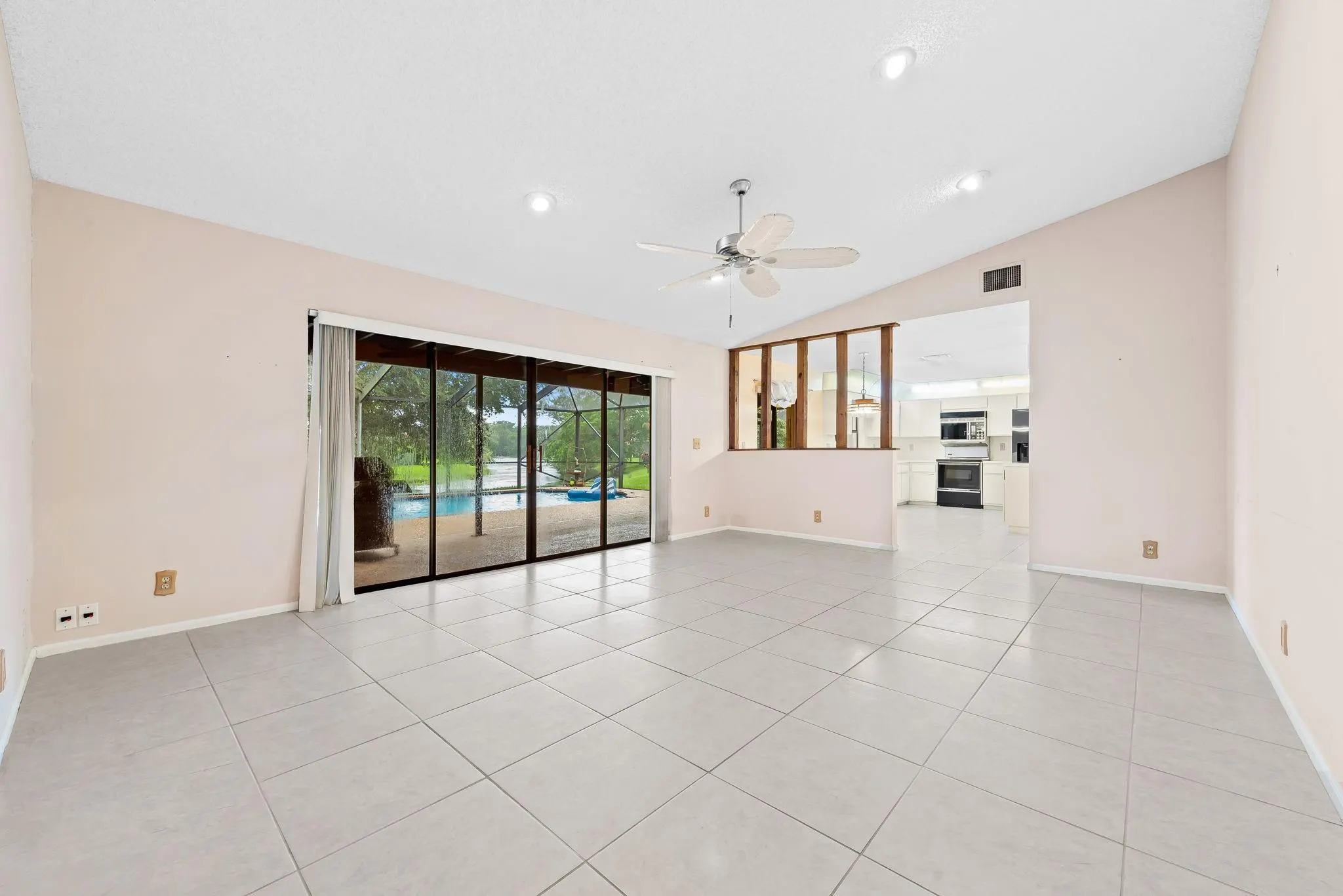 959 NW 109th Ter