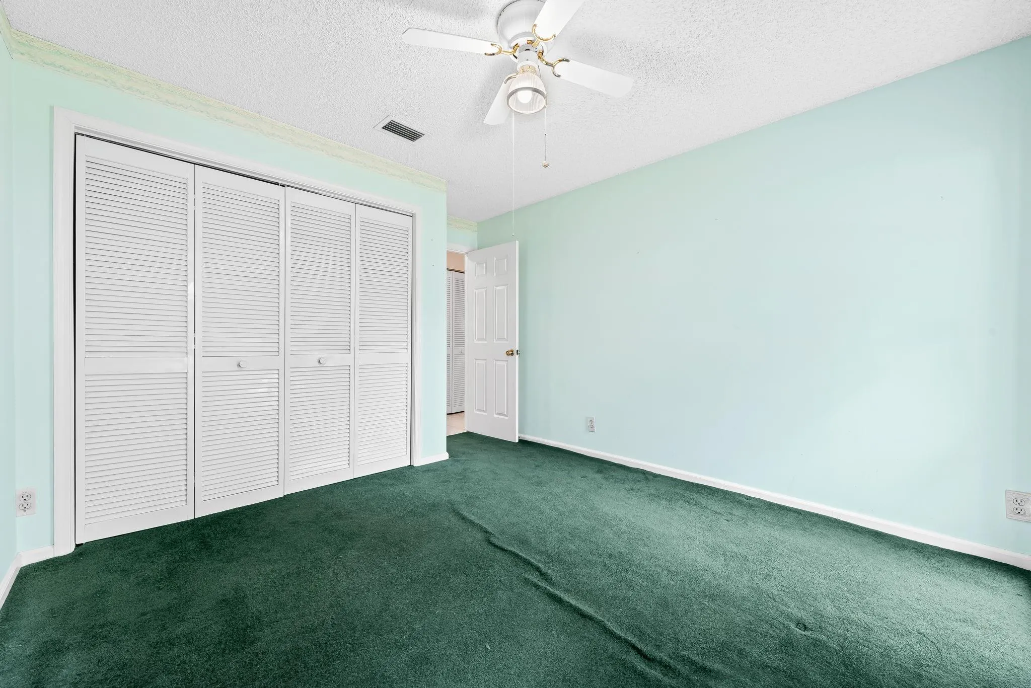 959 NW 109th Ter