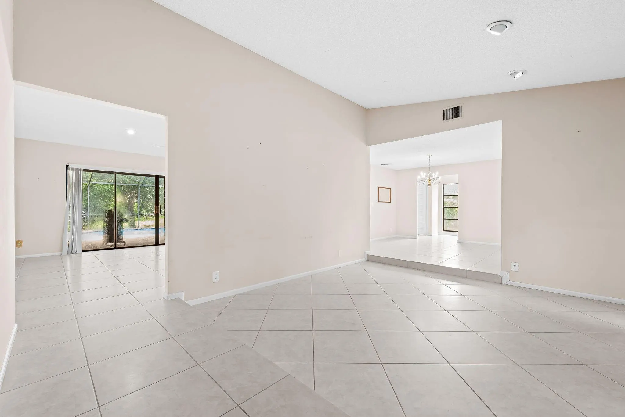 959 NW 109th Ter