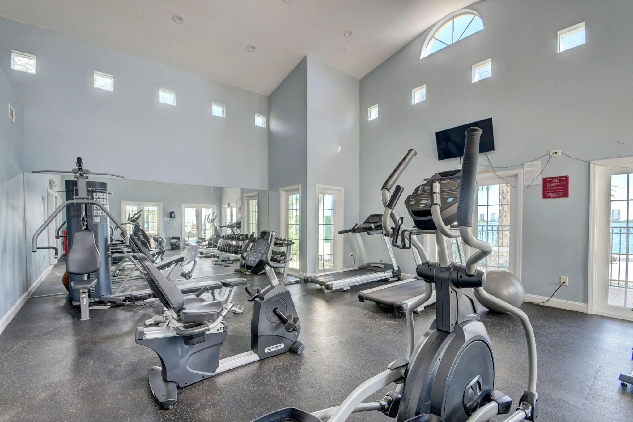1115 Lake Shore Dr, #102