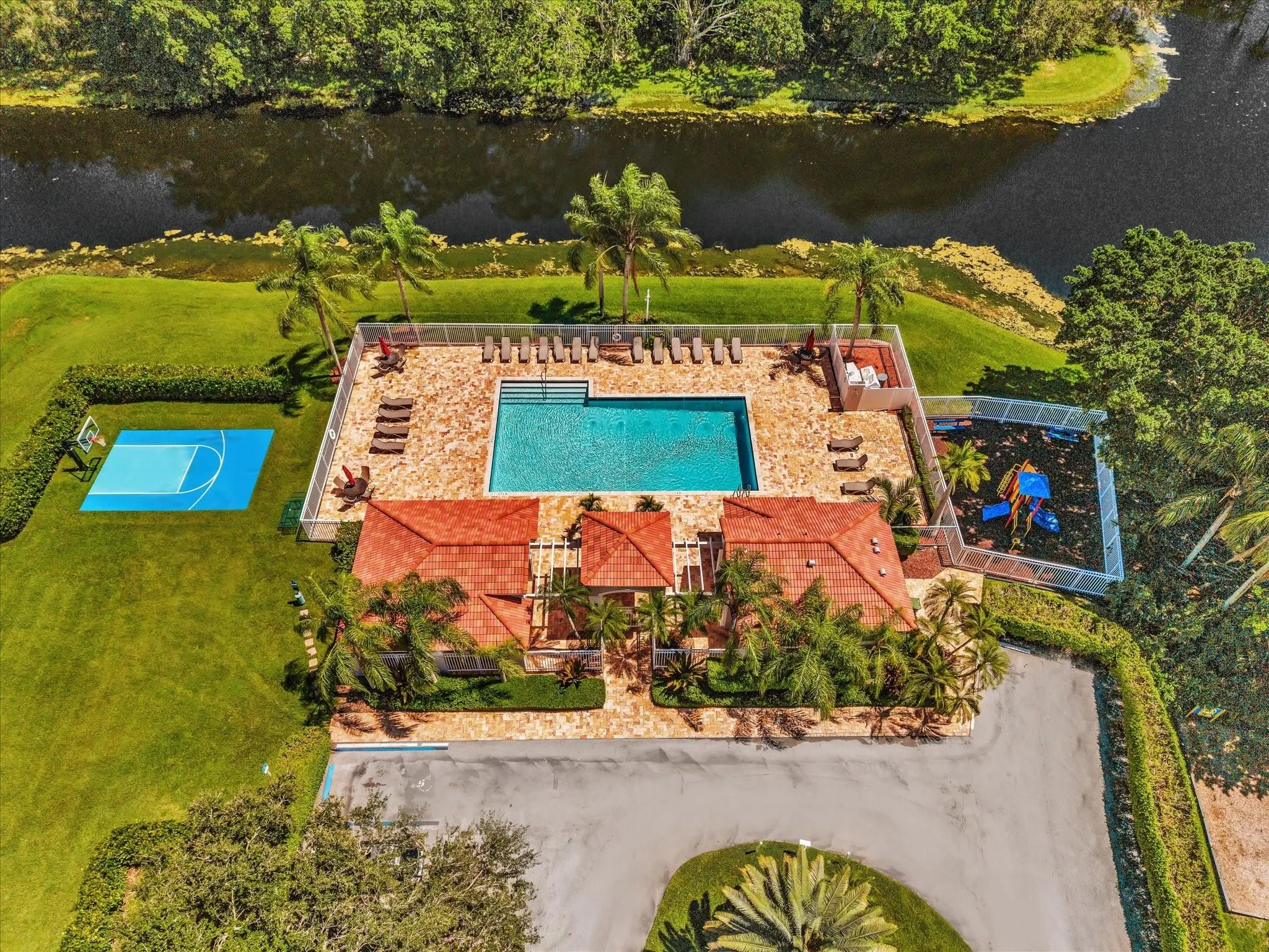 235 Somerset Way