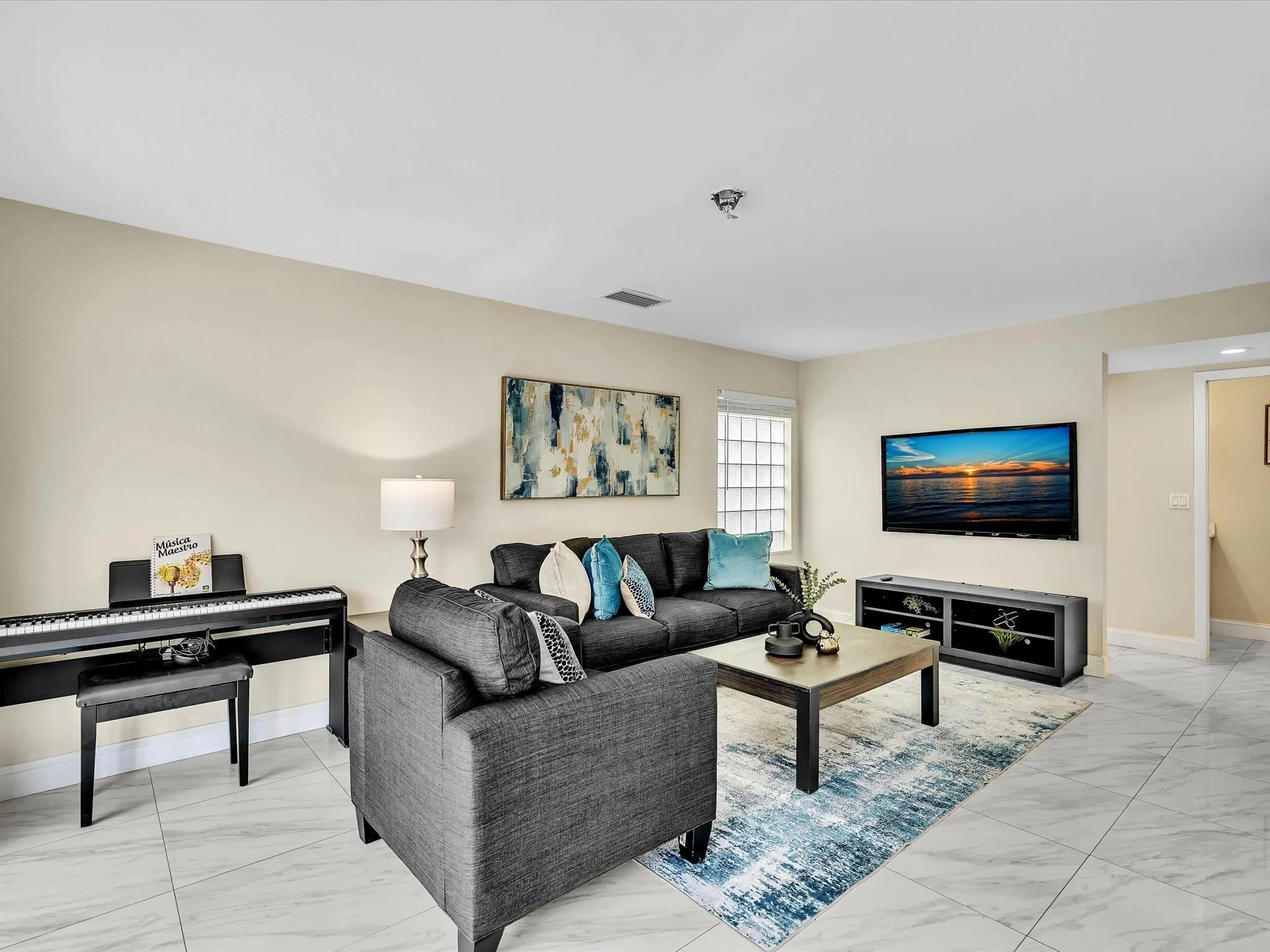 235 Somerset Way