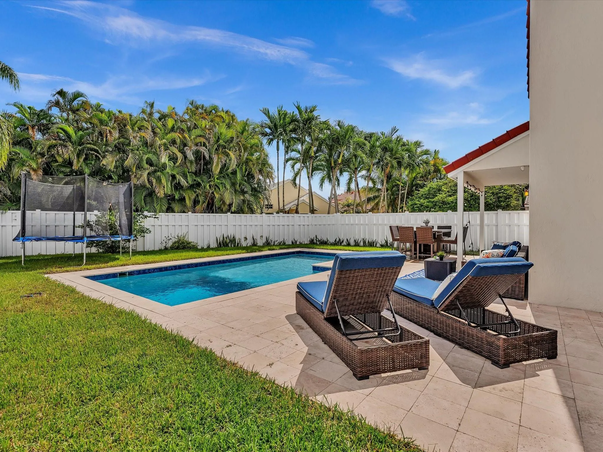 235 Somerset Way
