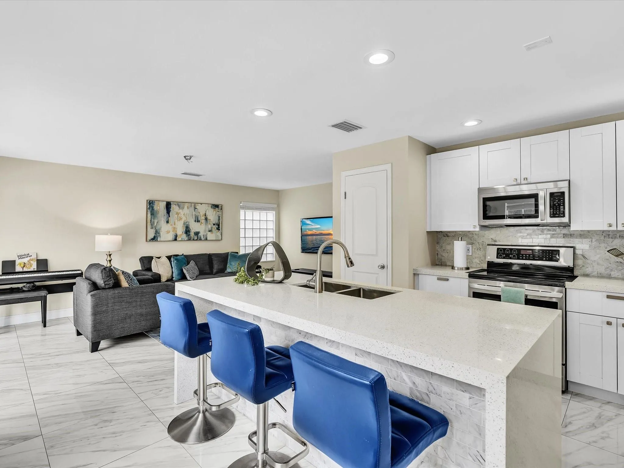235 Somerset Way