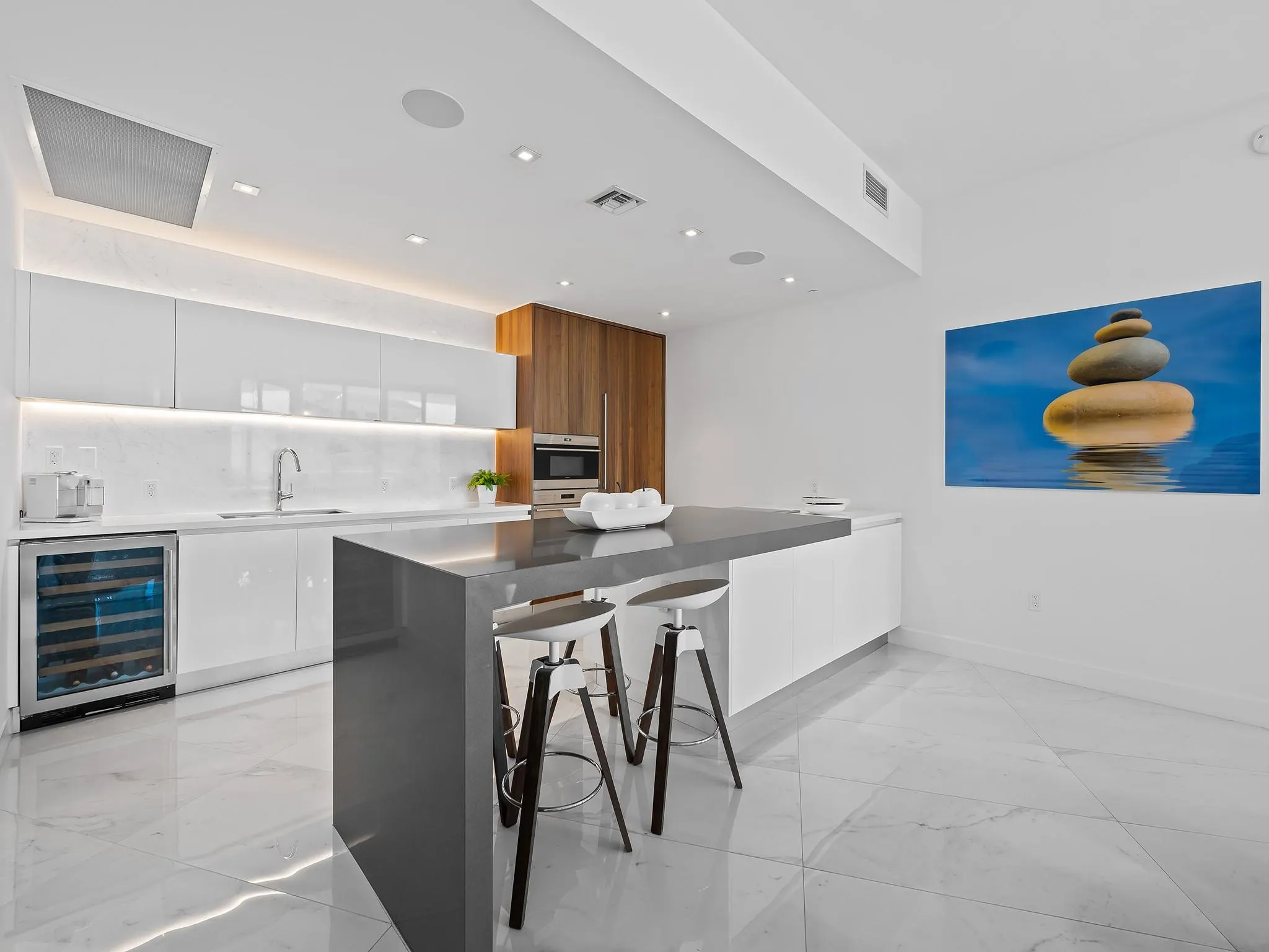 701 N Fort Lauderdale Beach Blvd, #1003