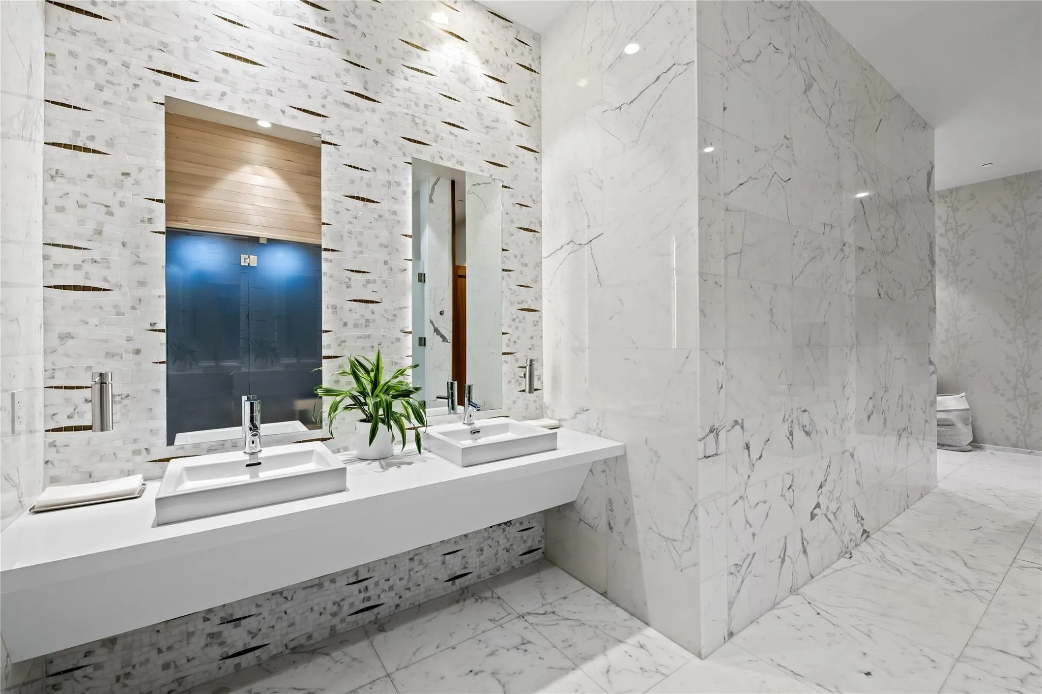 701 N Fort Lauderdale Beach Blvd, #1003