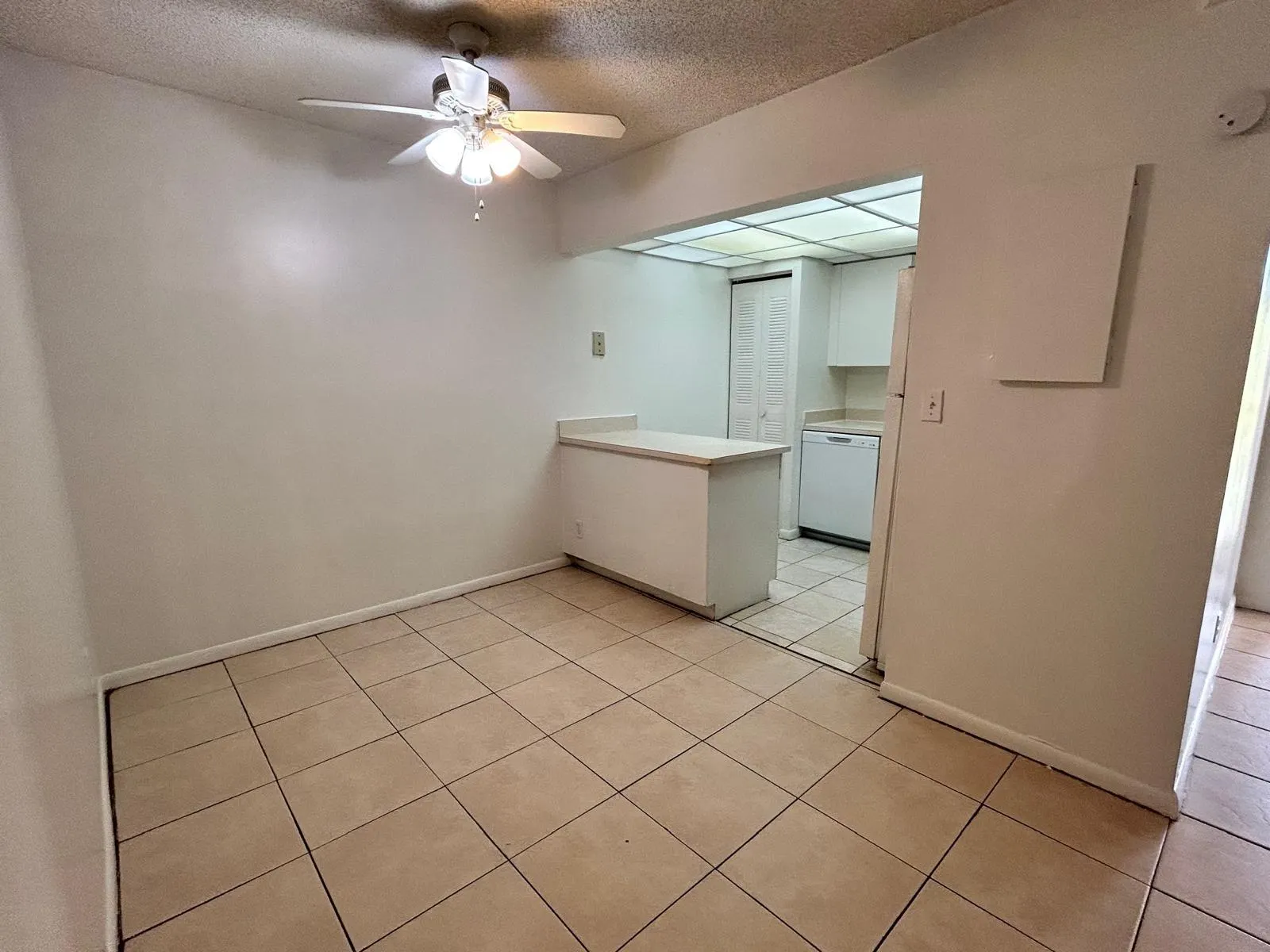 6900 SW 39th St, #305J