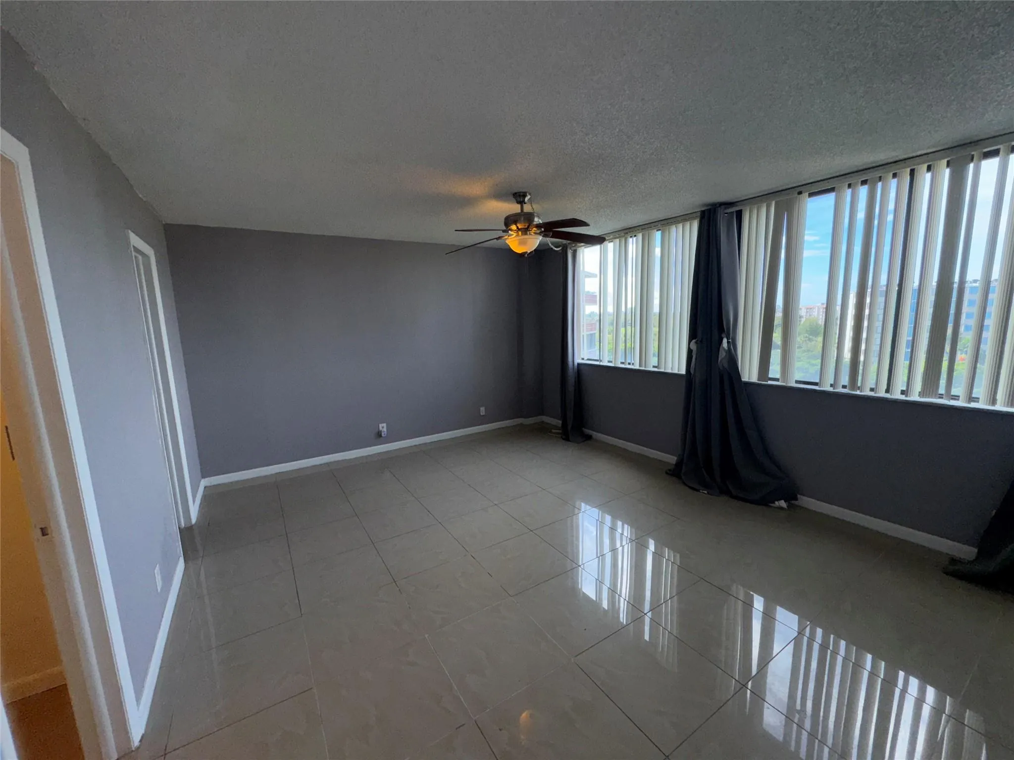 4222 Inverrary Blvd, #4702