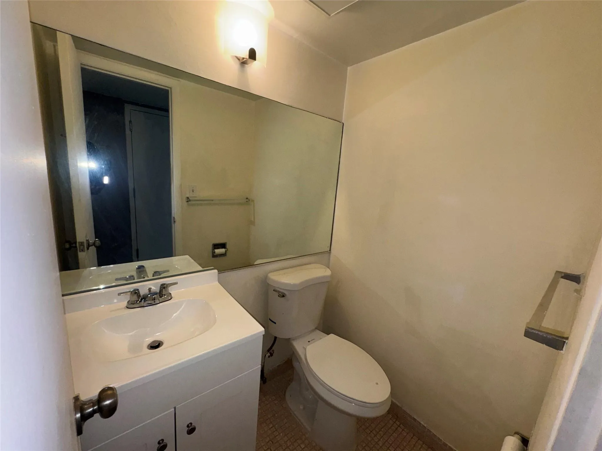 4222 Inverrary Blvd, #4702