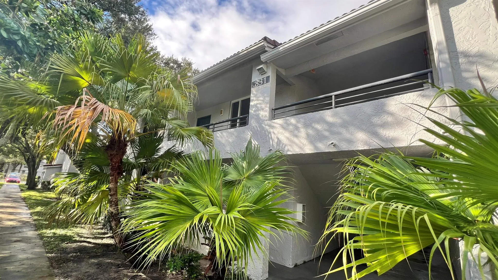 831 Lyons Rd, #23201