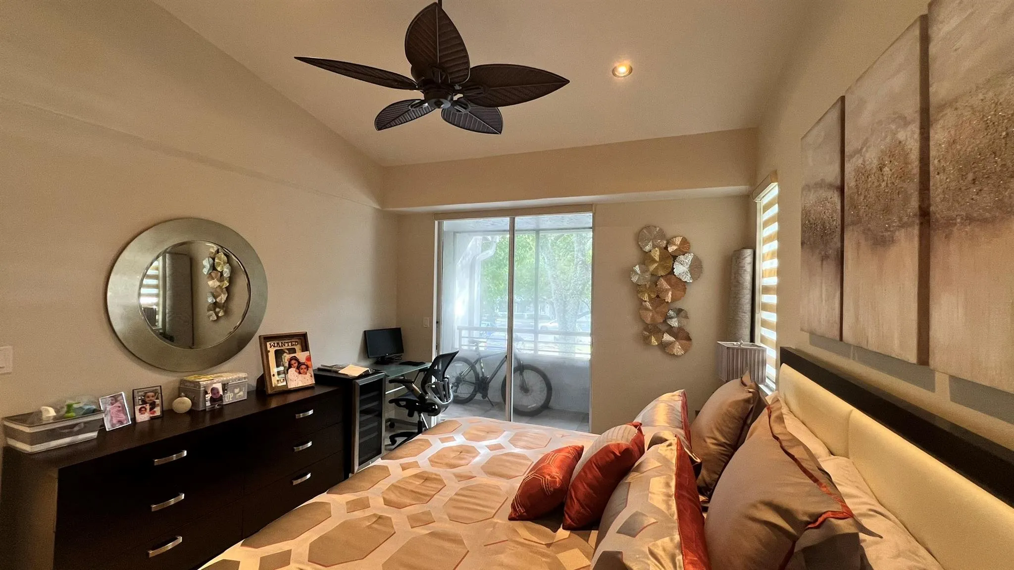 831 Lyons Rd, #23201