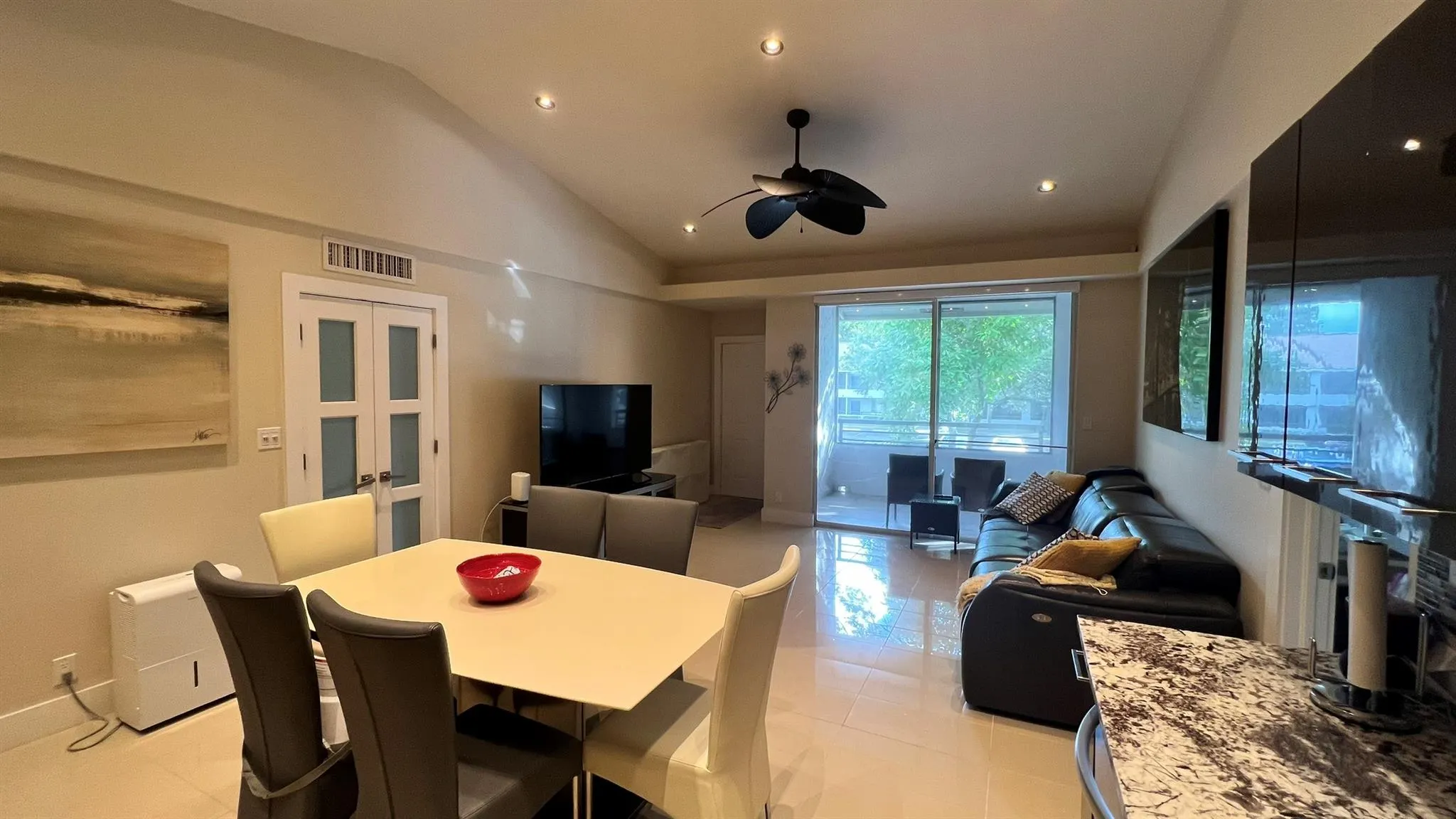 831 Lyons Rd, #23201