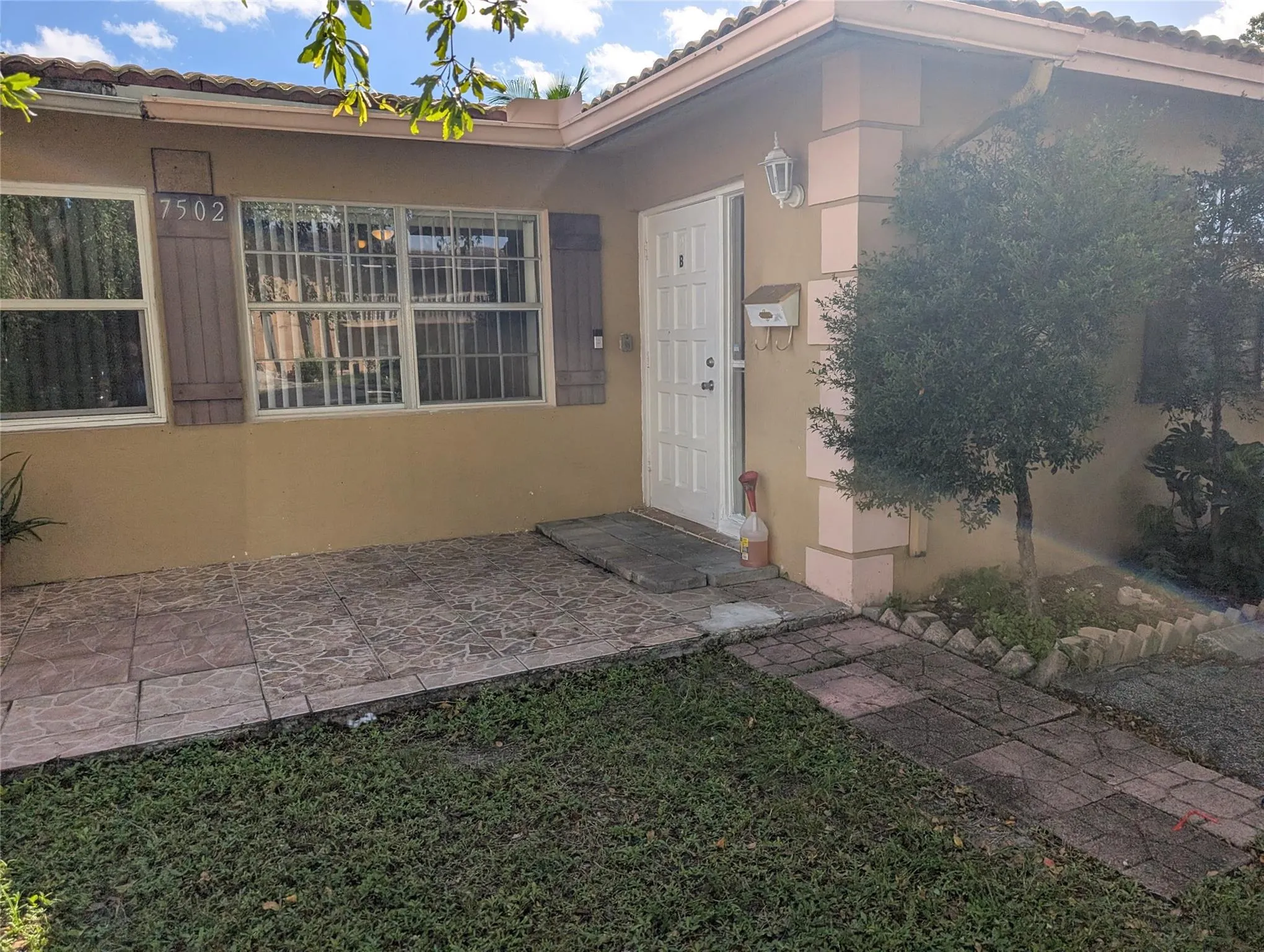 7502 NW 44th Ct, #B