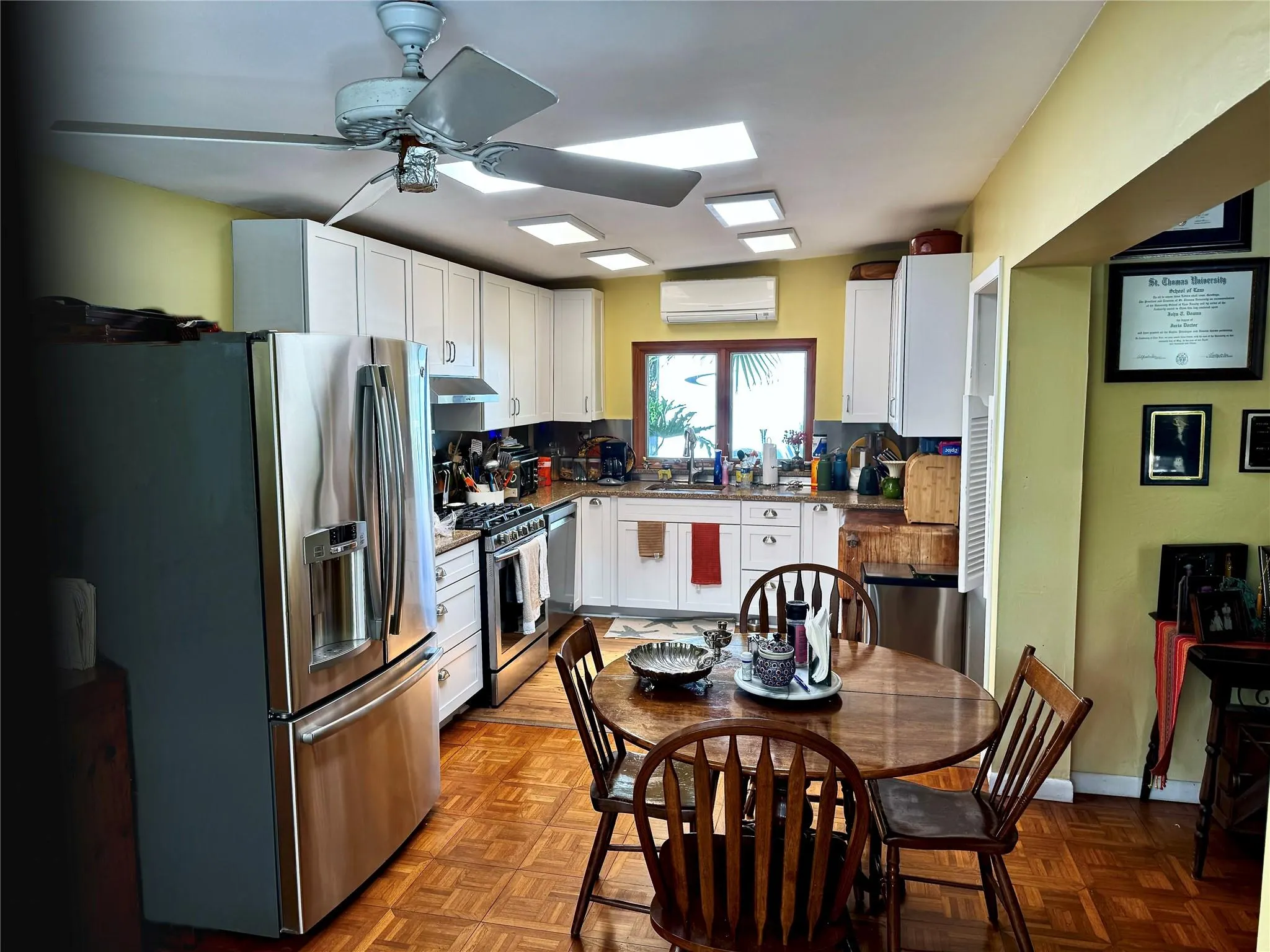 1406 NE 15th St