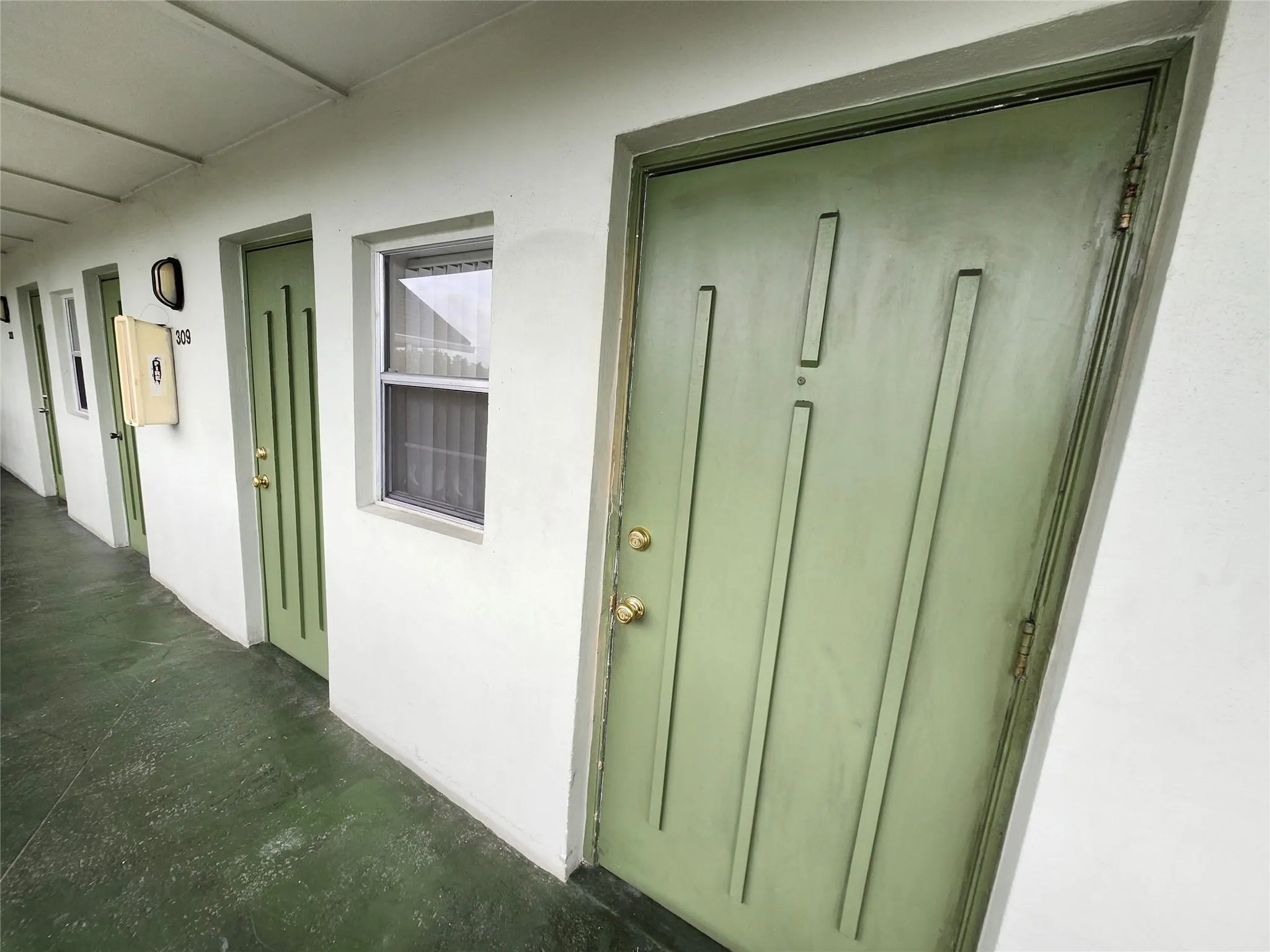 4200 NW 3RD CT, #309