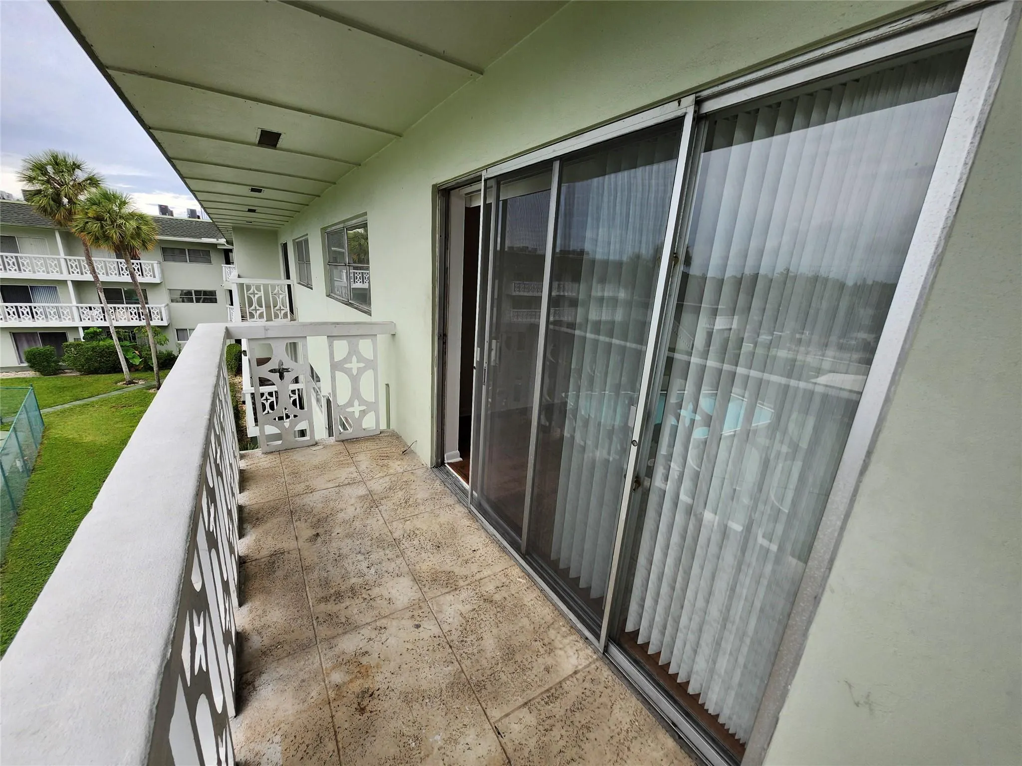 4200 NW 3RD CT, #309