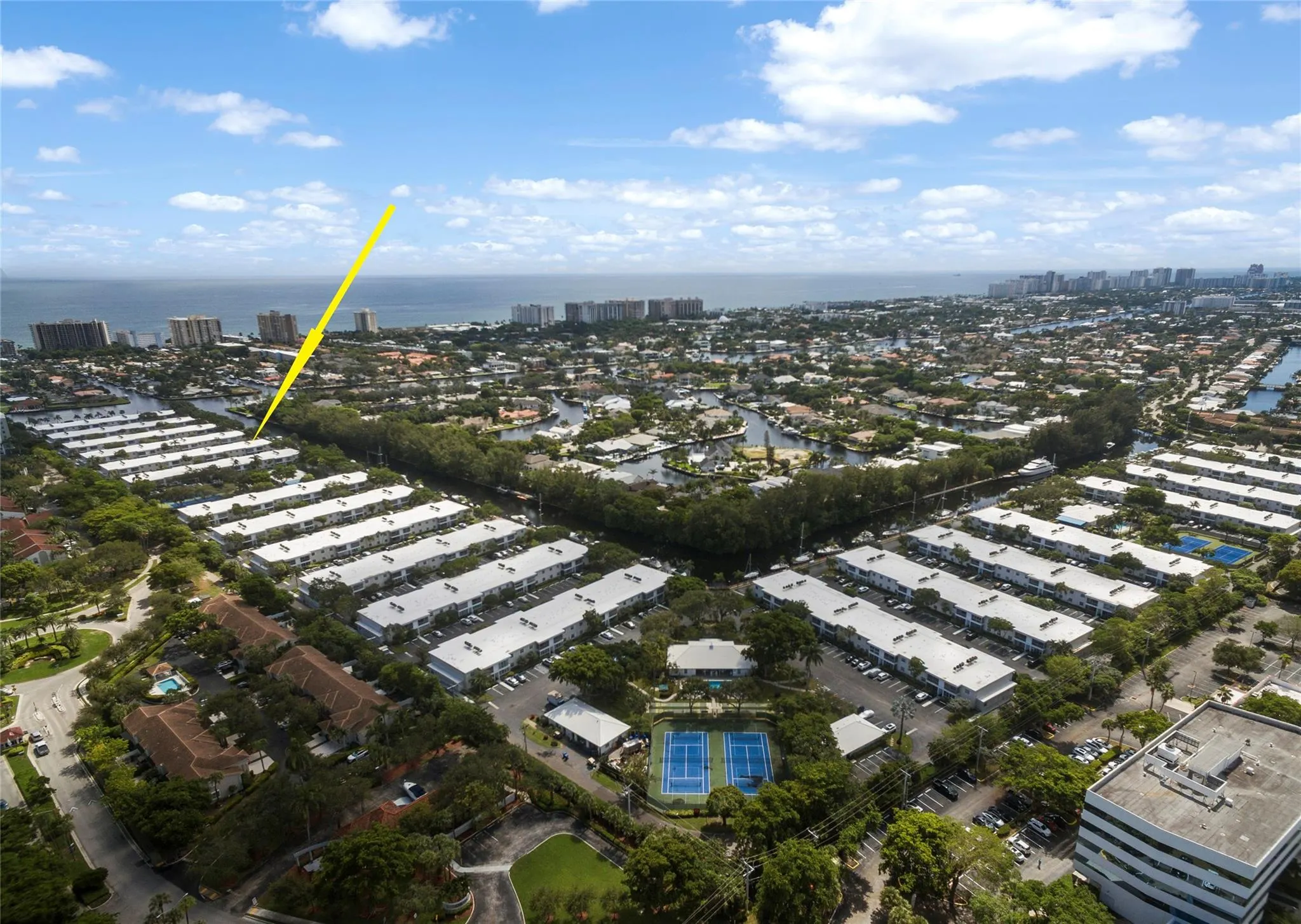 6399 Bay Club Dr, #1