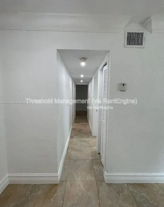 150 SW 10th St, #2