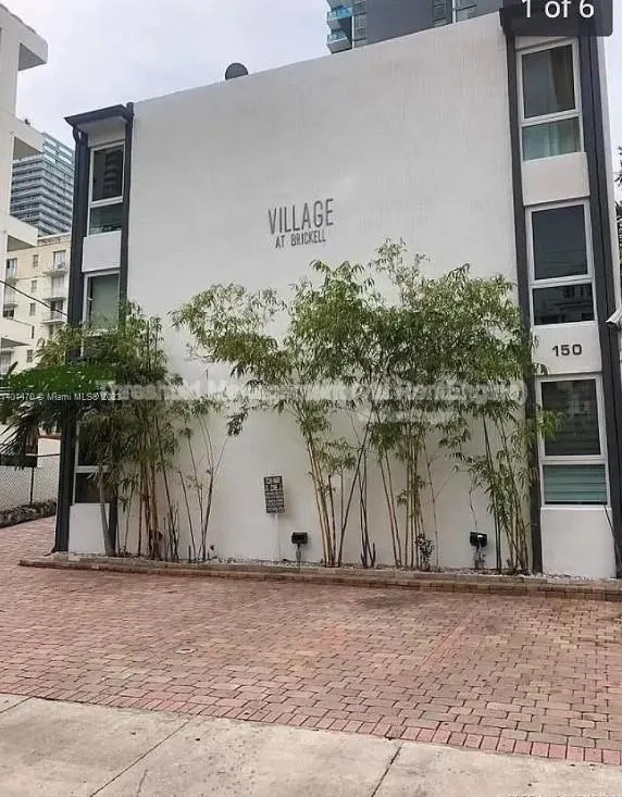 150 SW 10th St, #2