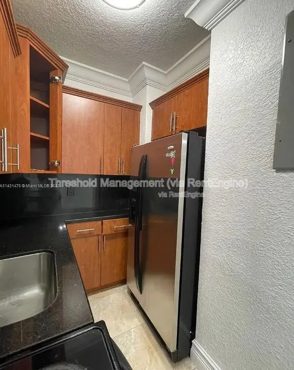 150 SW 10th St, #2