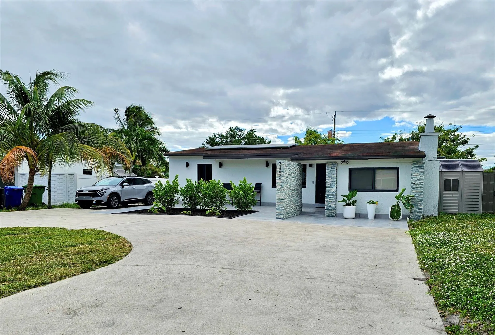 3450 Berkeley Blvd