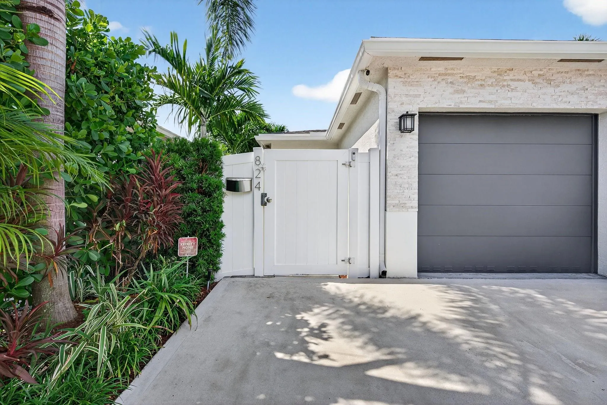 824 NE 14th Court