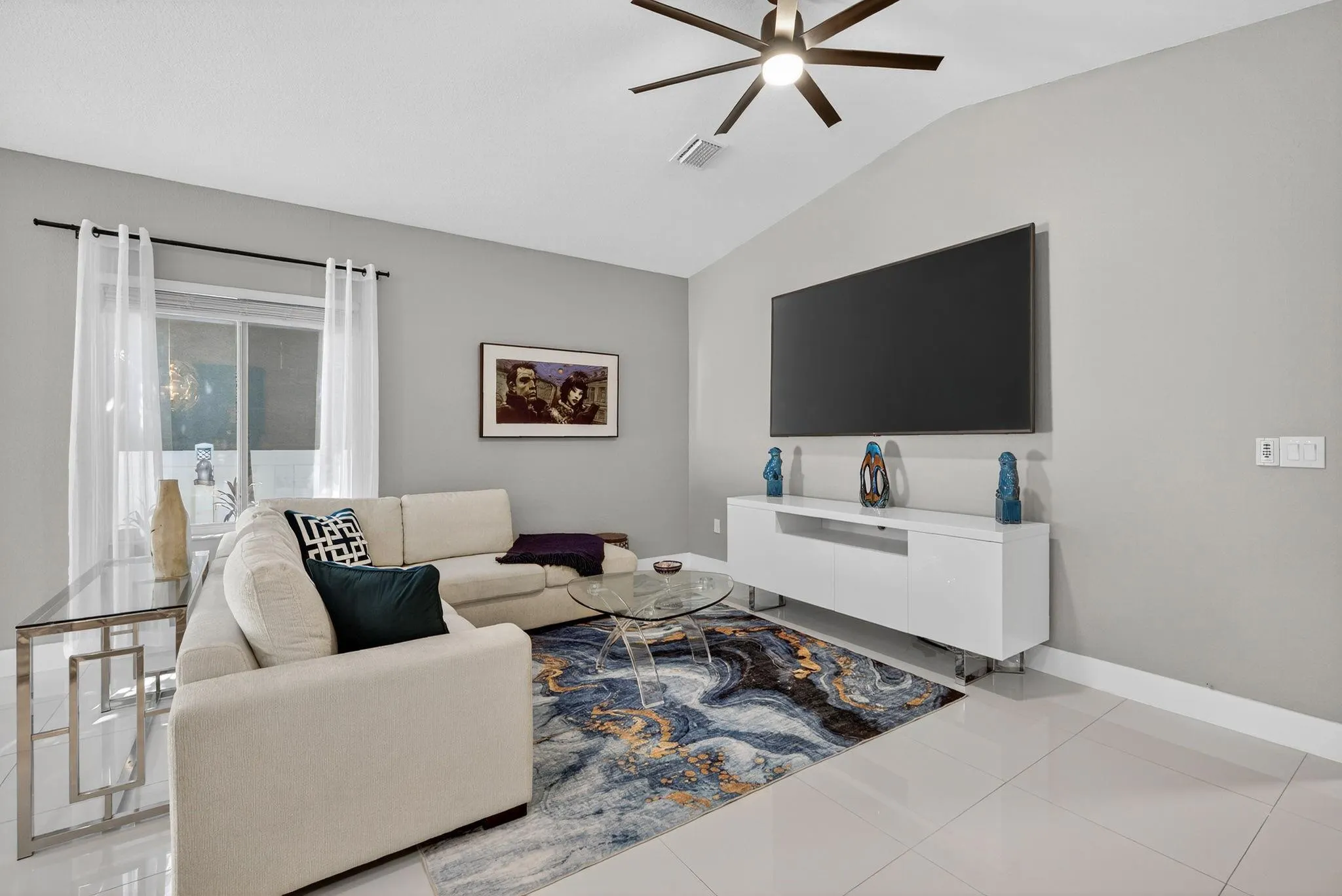 824 NE 14th Court