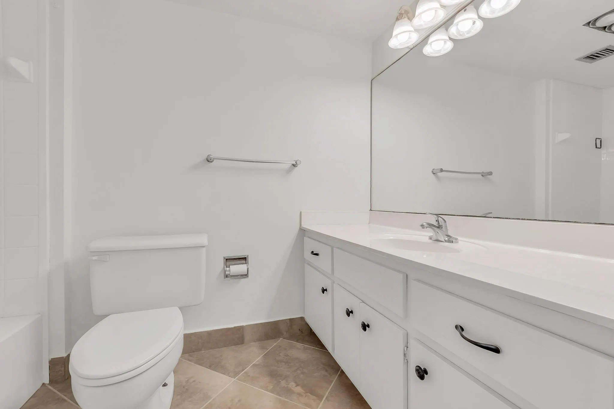 750 N Ocean Blvd, #1104