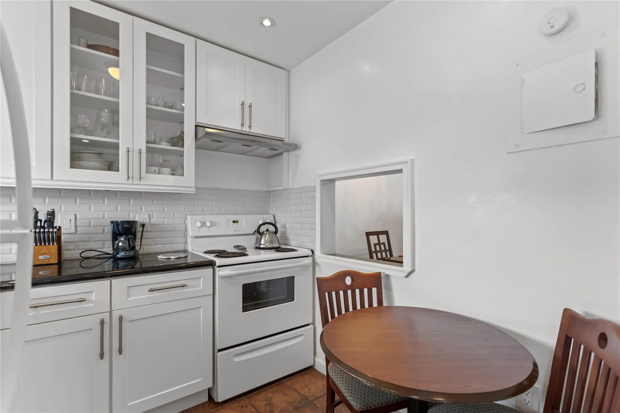 8280 Sunrise Lakes Blvd, #306