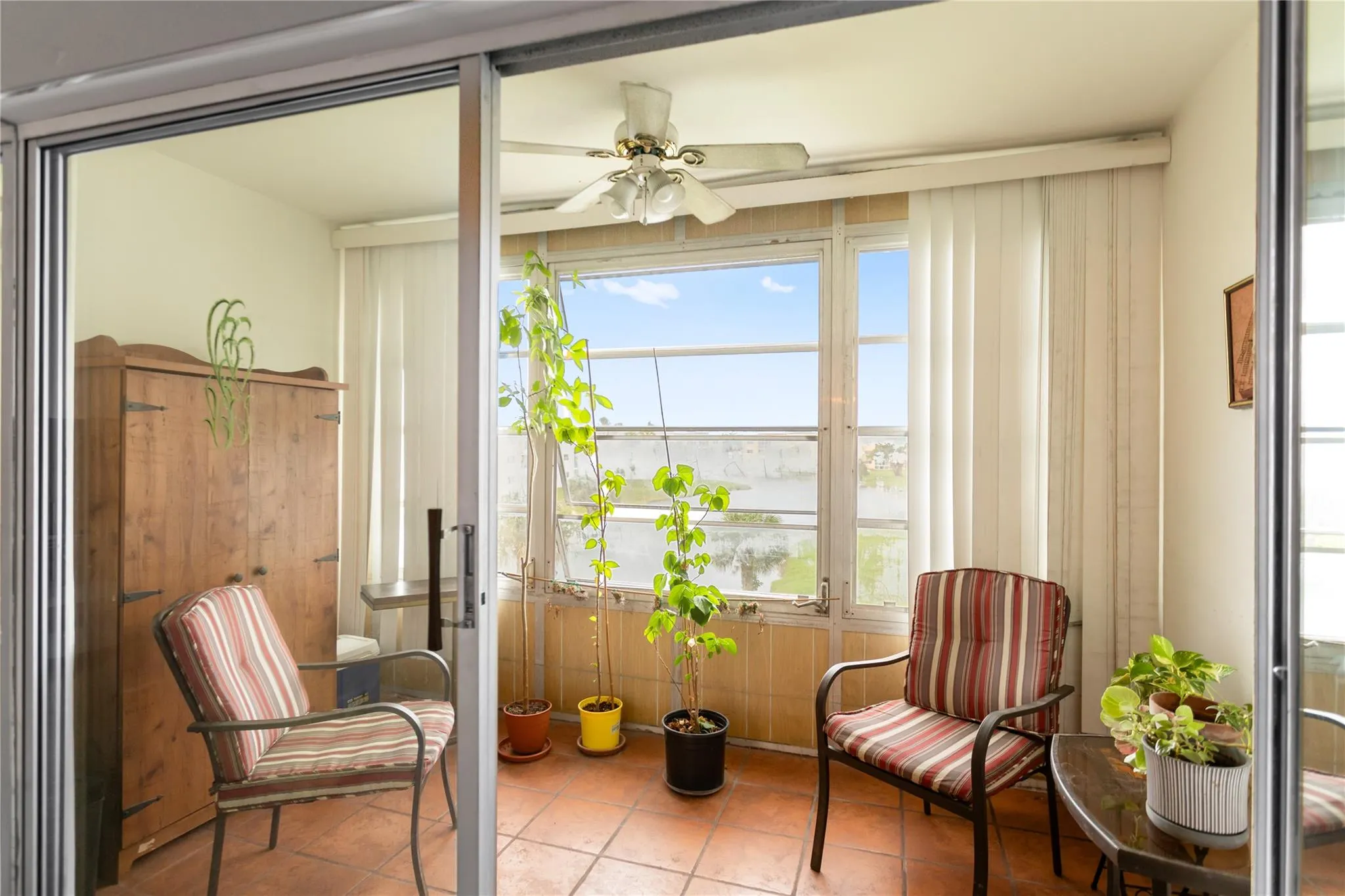 8280 Sunrise Lakes Blvd, #306