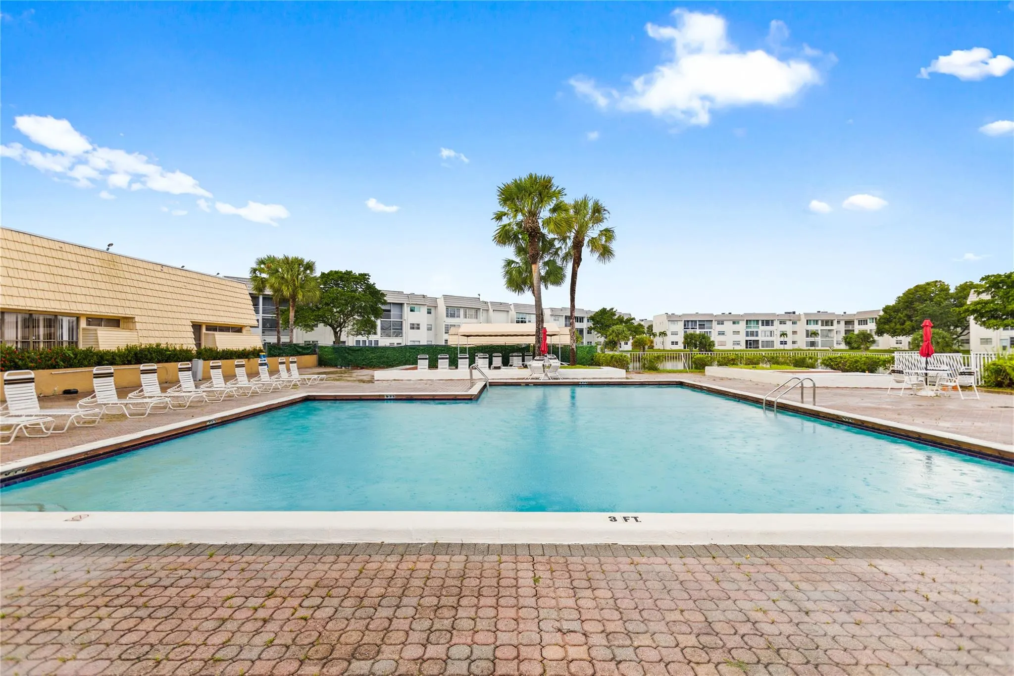 8280 Sunrise Lakes Blvd, #306