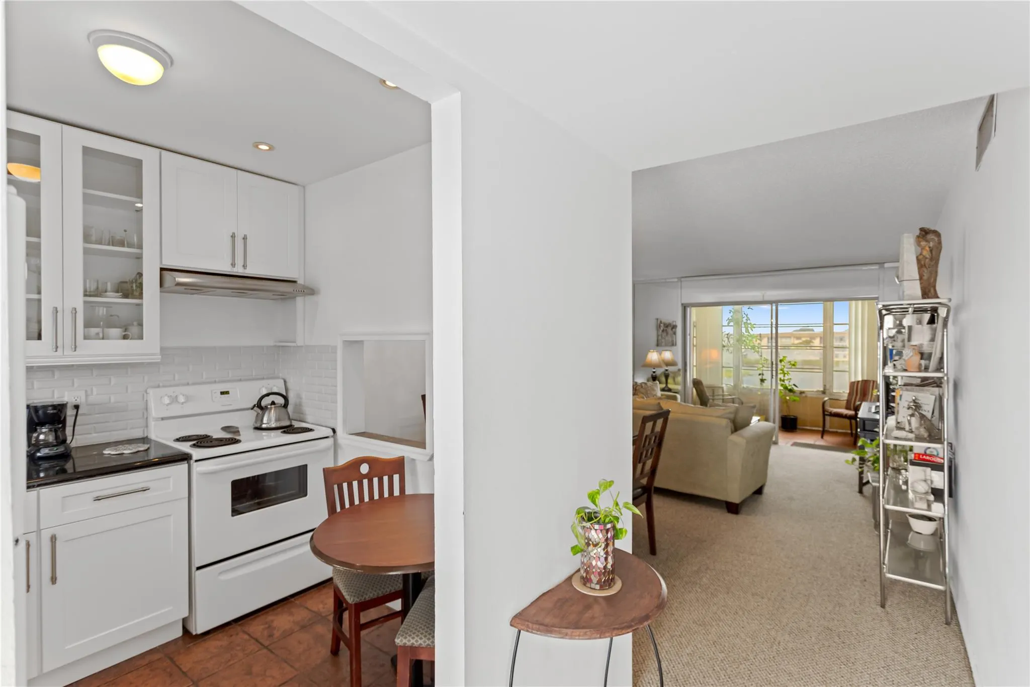 8280 Sunrise Lakes Blvd, #306