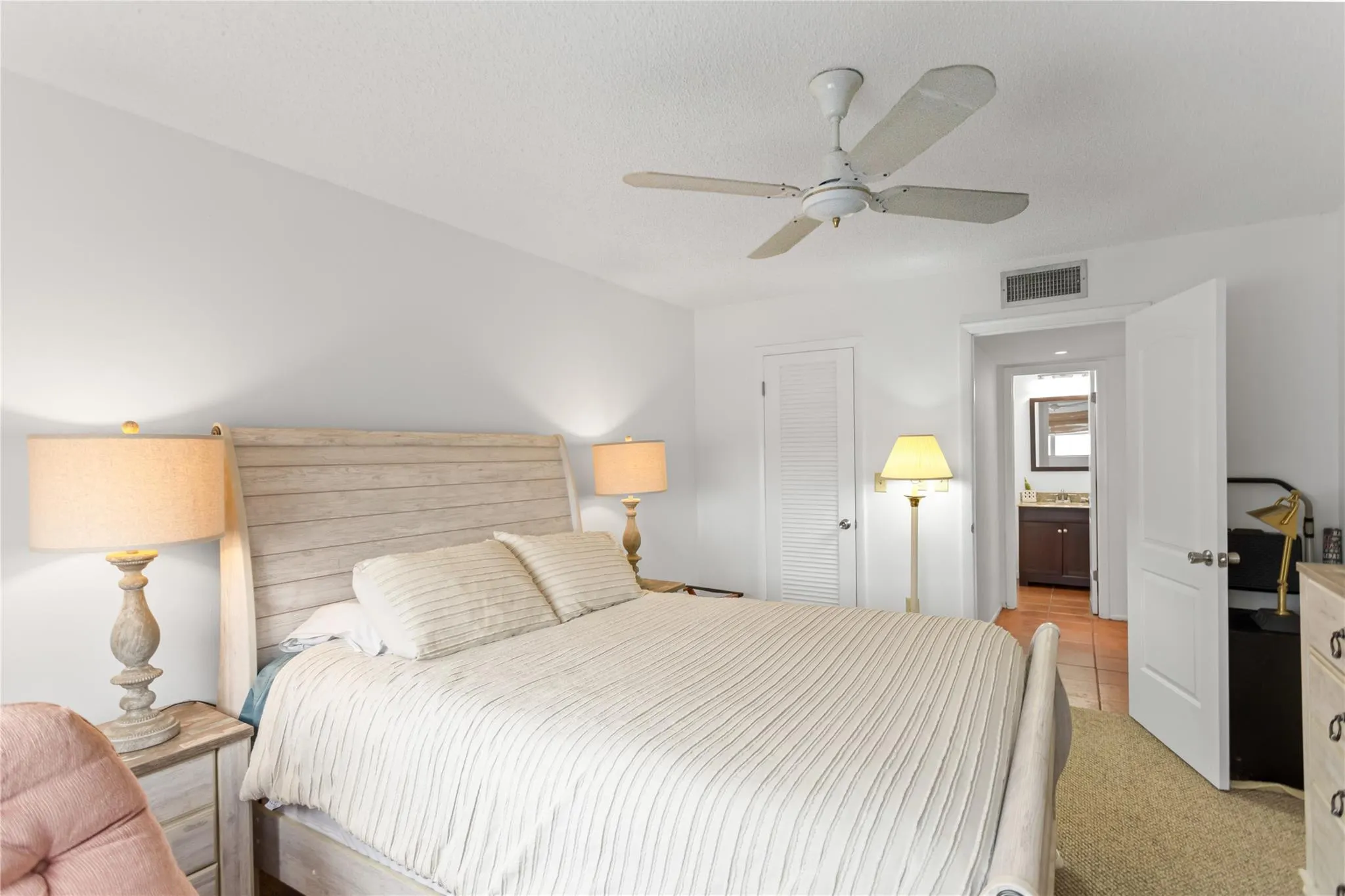 8280 Sunrise Lakes Blvd, #306