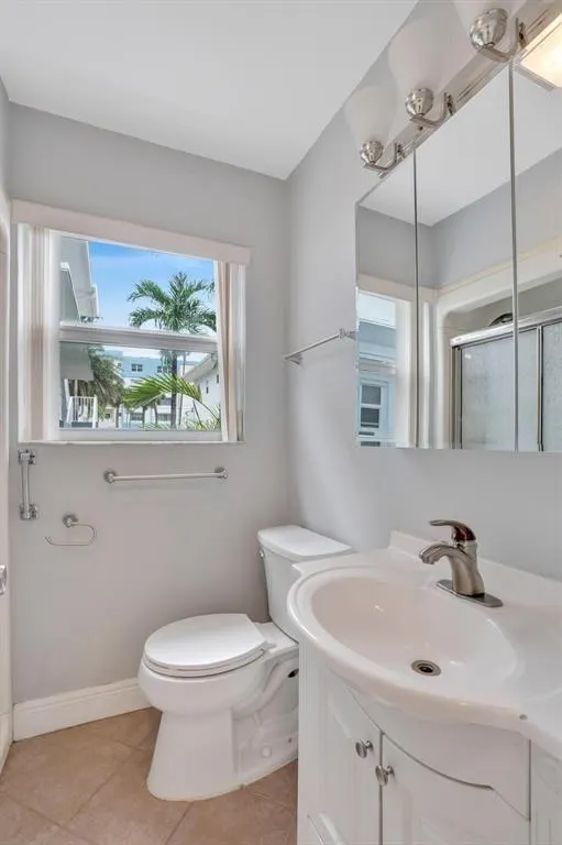 4228 N Ocean blvd, #14