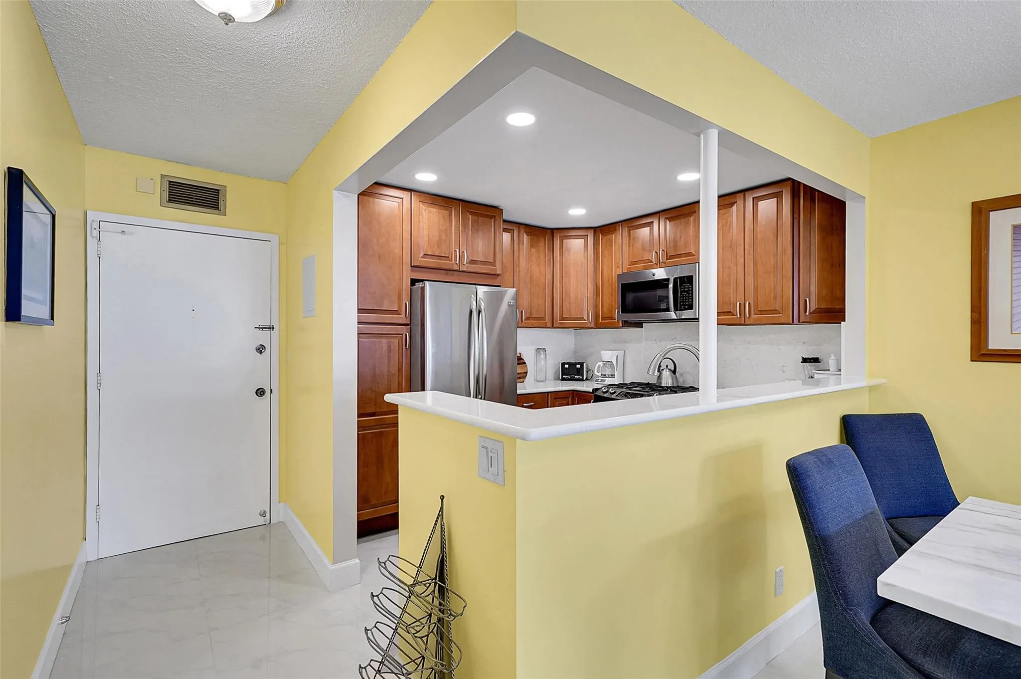 3140 S Ocean Dr, #609