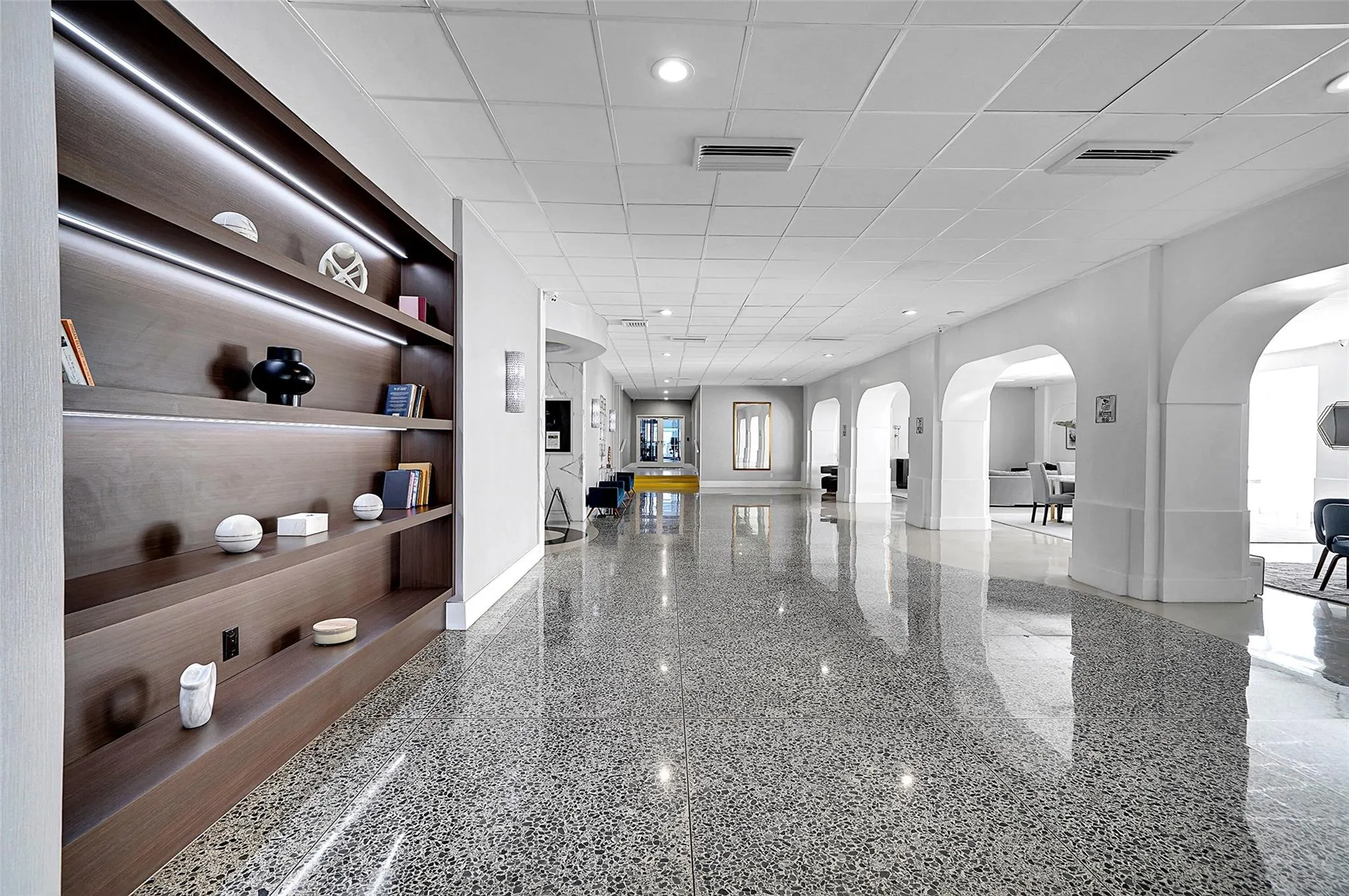 3140 S Ocean Dr, #609