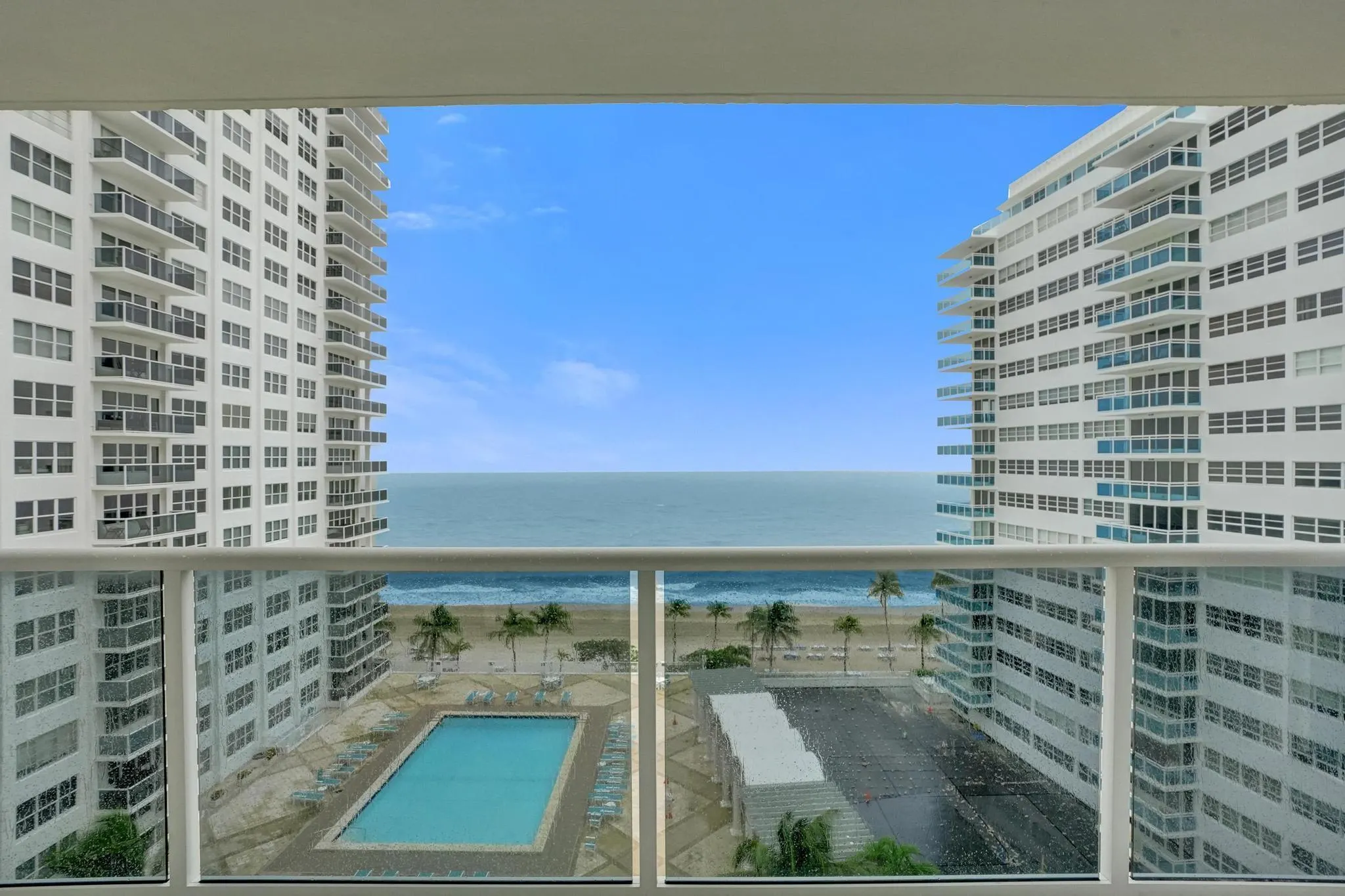 3500 Galt Ocean Dr, #807