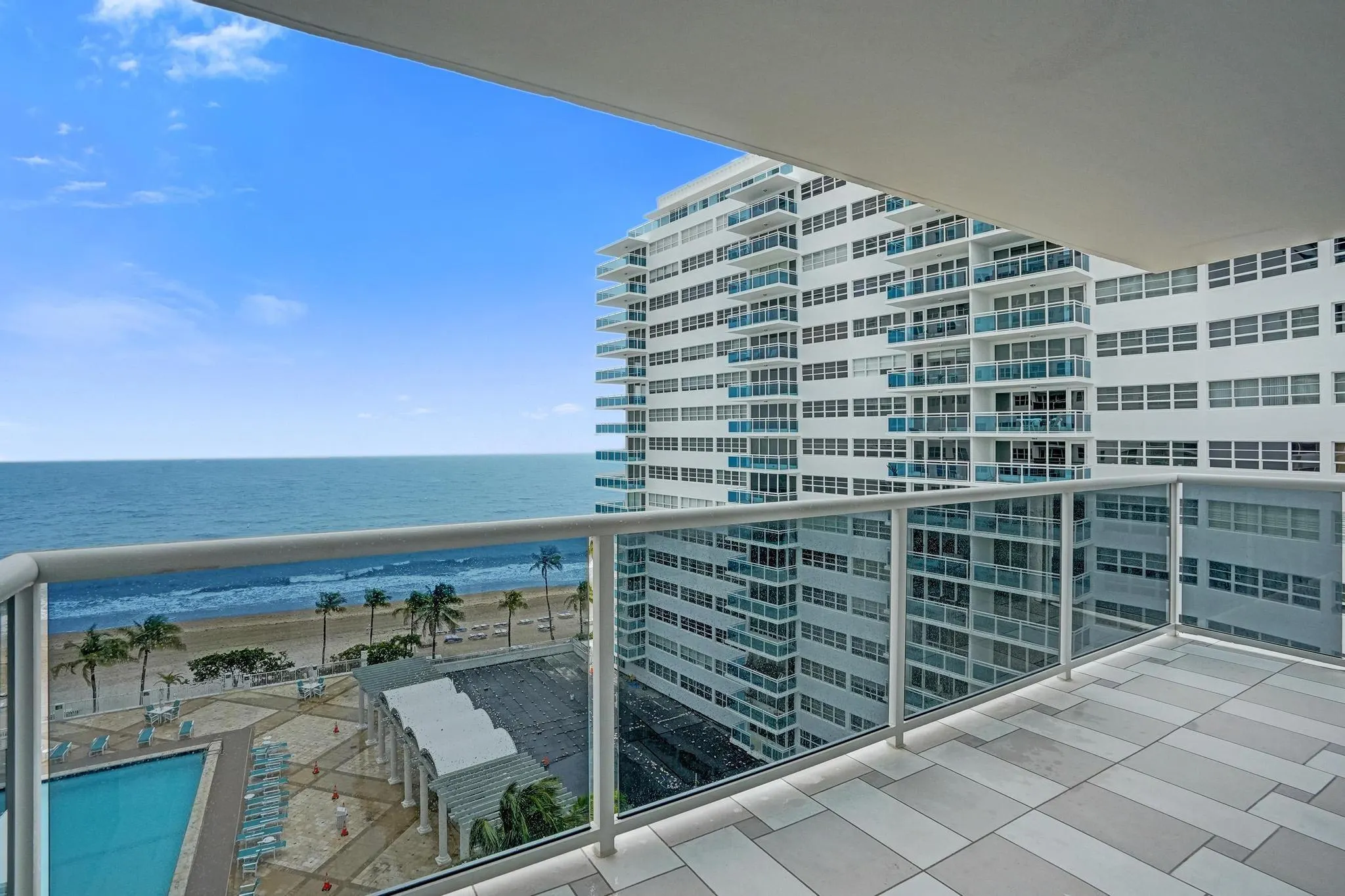 3500 Galt Ocean Dr, #807