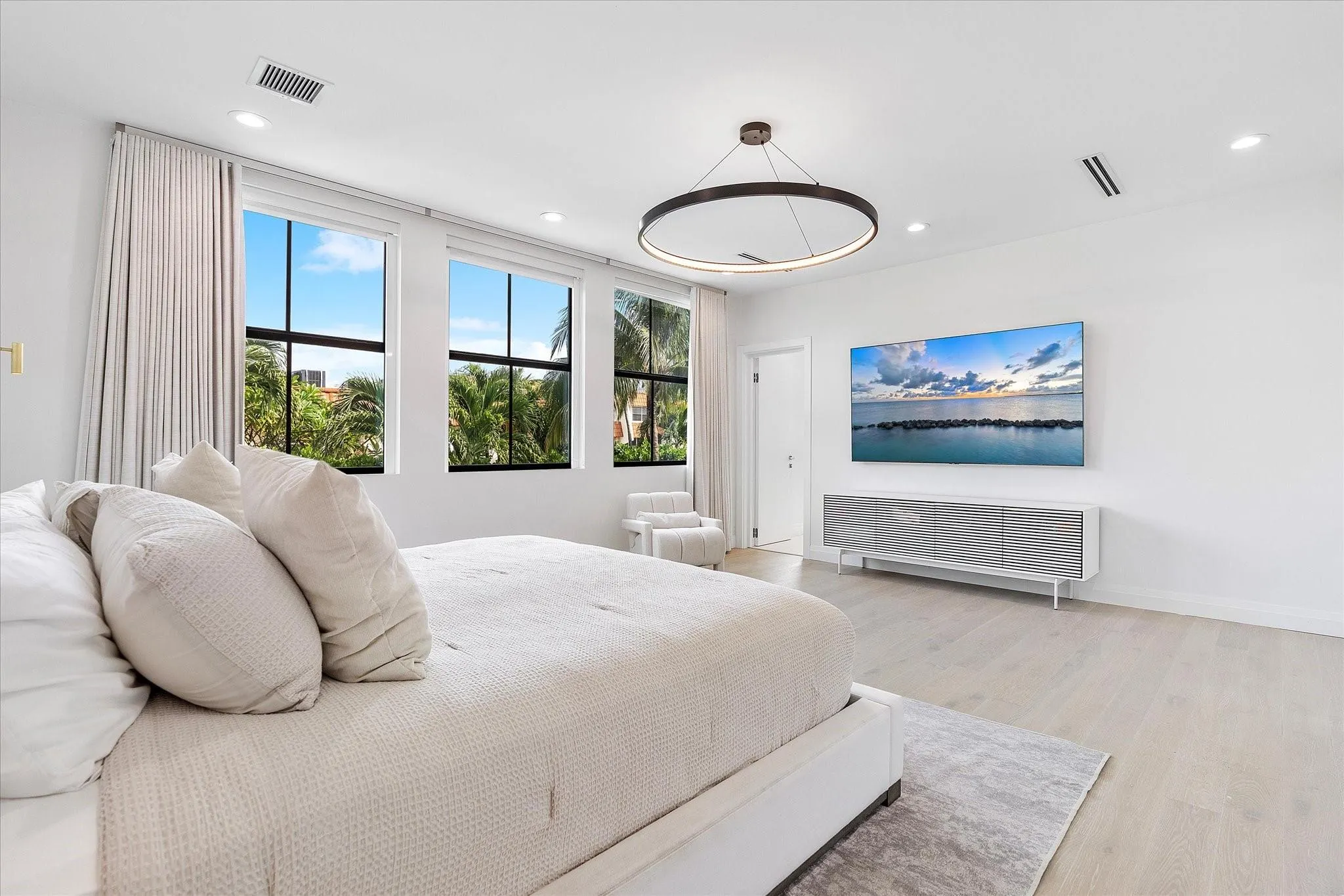 9 Tahoe Ln
