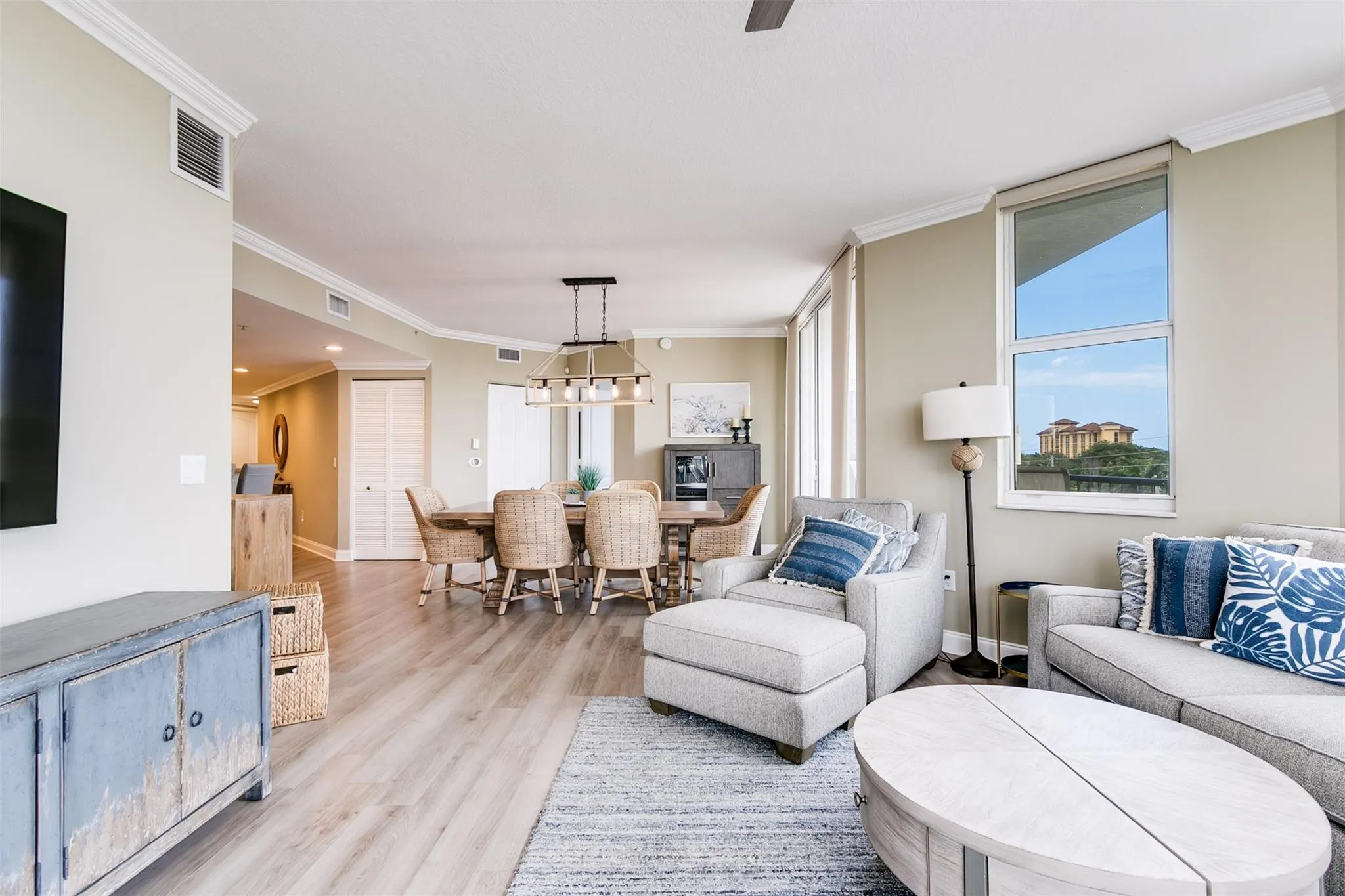 191 S Ocean Dr, #513