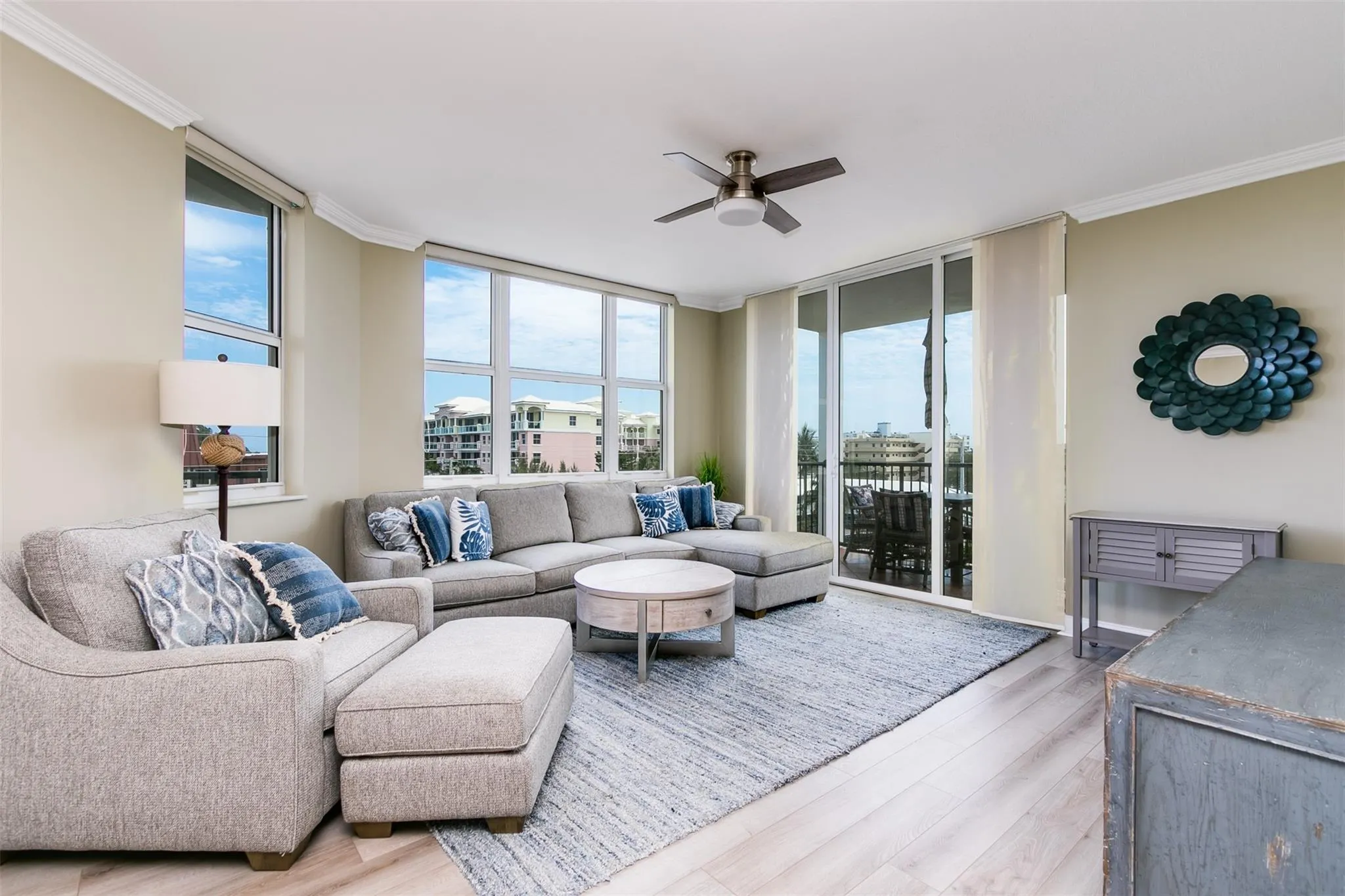 191 S Ocean Dr, #513