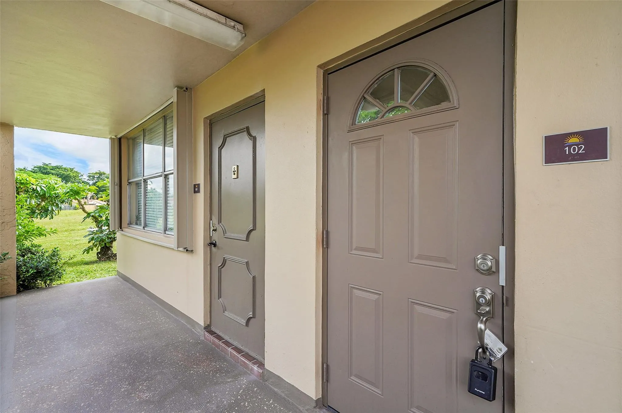 9061 Sunrise Lakes Blvd, #102