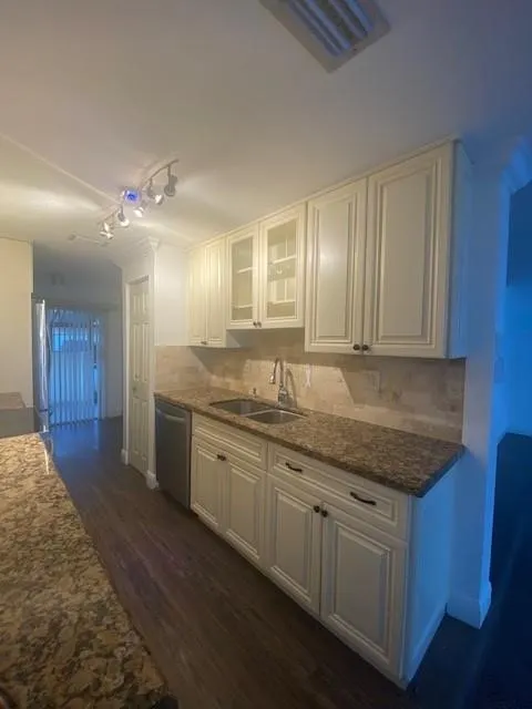 871 NW 81st, #1
