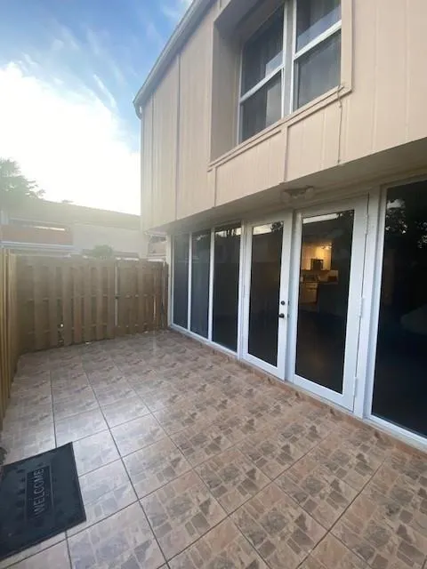 871 NW 81st, #1