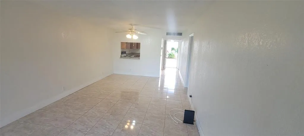 9421 SW Evergreen Pl, #102